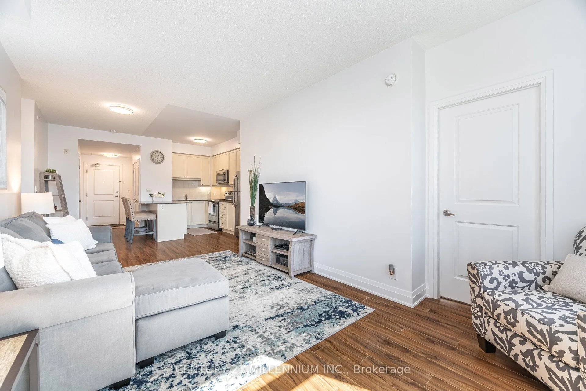 Photo 13 of Unit 217, 24 Woodstream Boulevard, Vaughan, Vaughan Grove — HOMEH