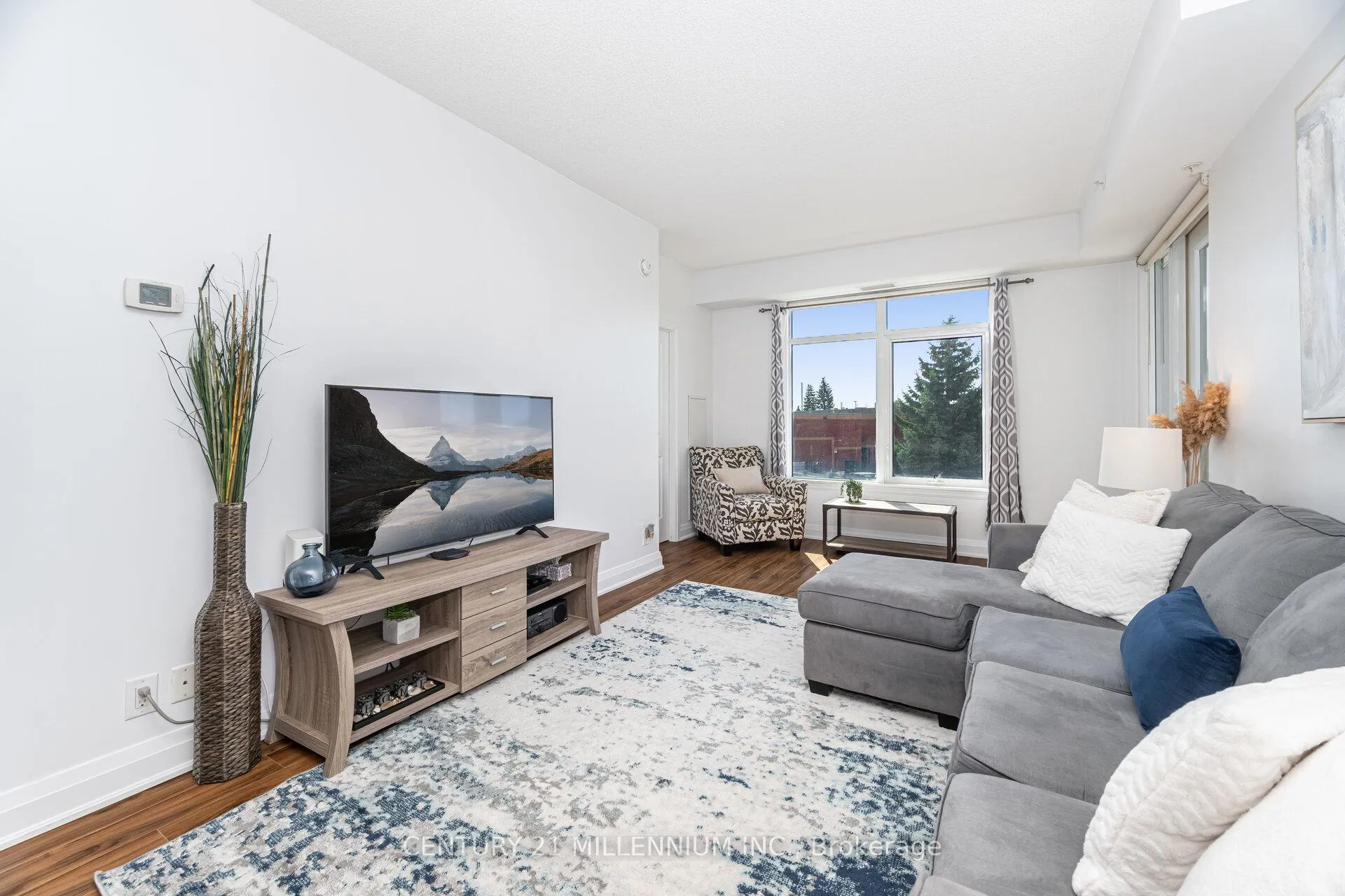 Photo 17 of Unit 217, 24 Woodstream Boulevard, Vaughan, Vaughan Grove — HOMEH