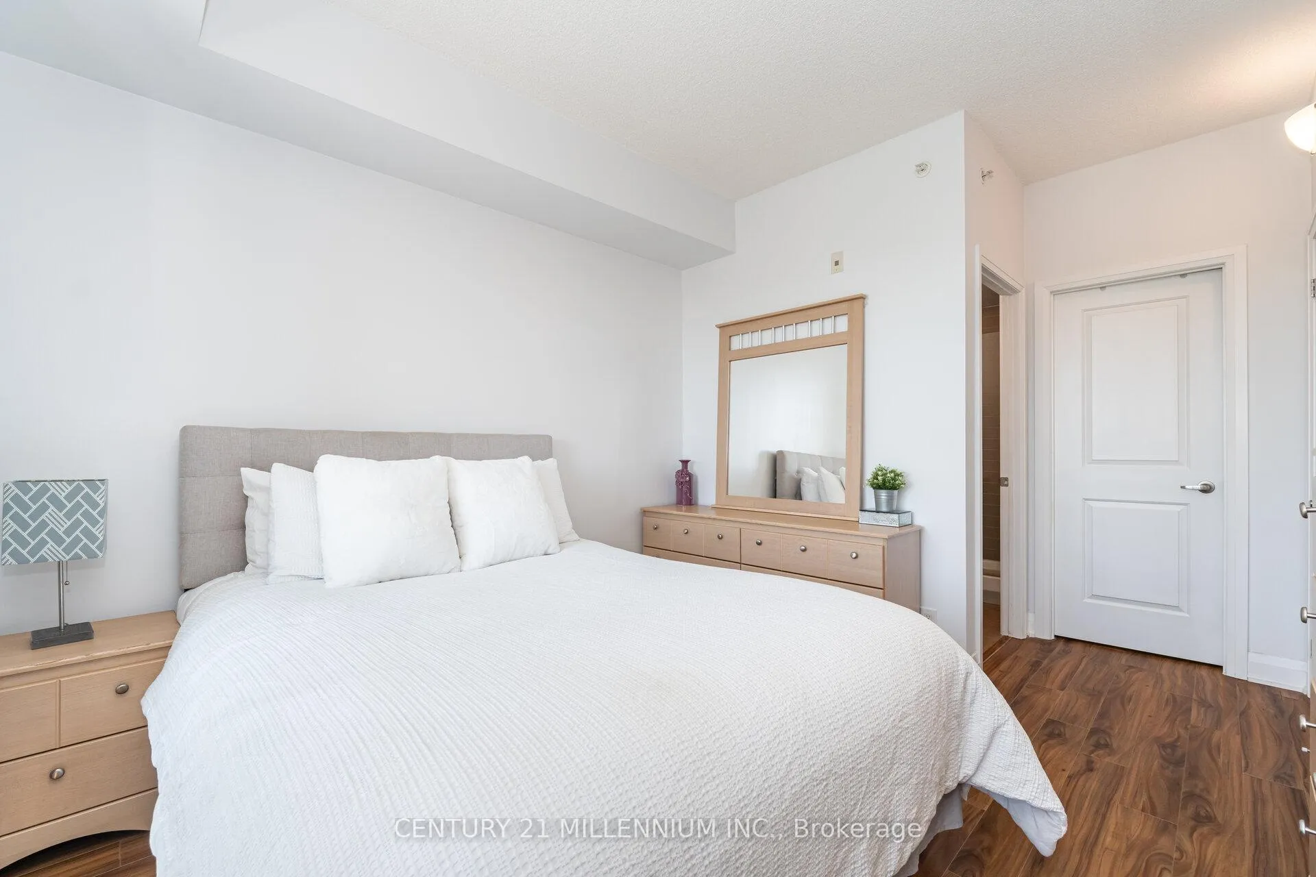 Photo 20 of Unit 217, 24 Woodstream Boulevard, Vaughan, Vaughan Grove — HOMEH