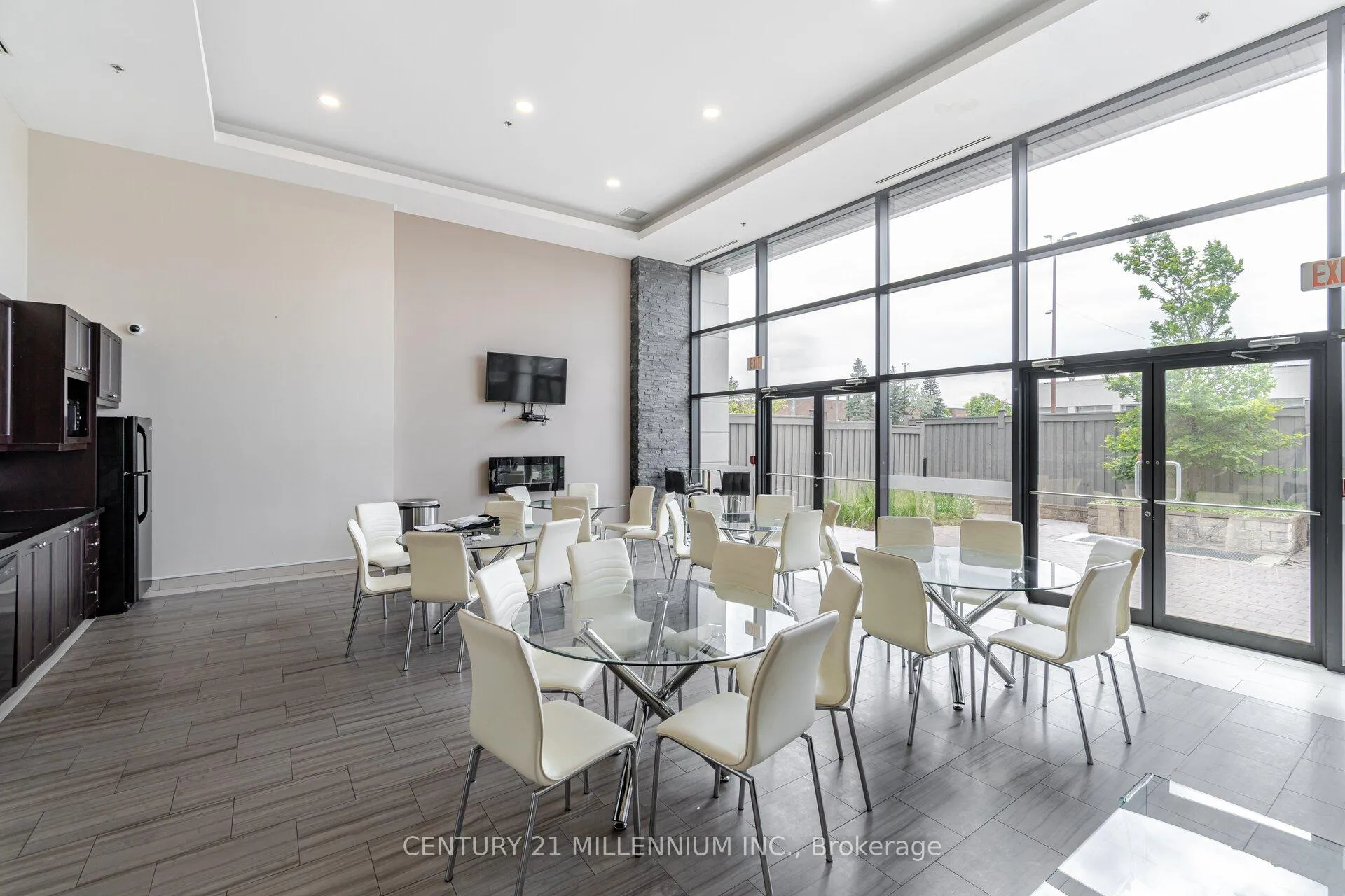 Photo 34 of Unit 217, 24 Woodstream Boulevard, Vaughan, Vaughan Grove — HOMEH