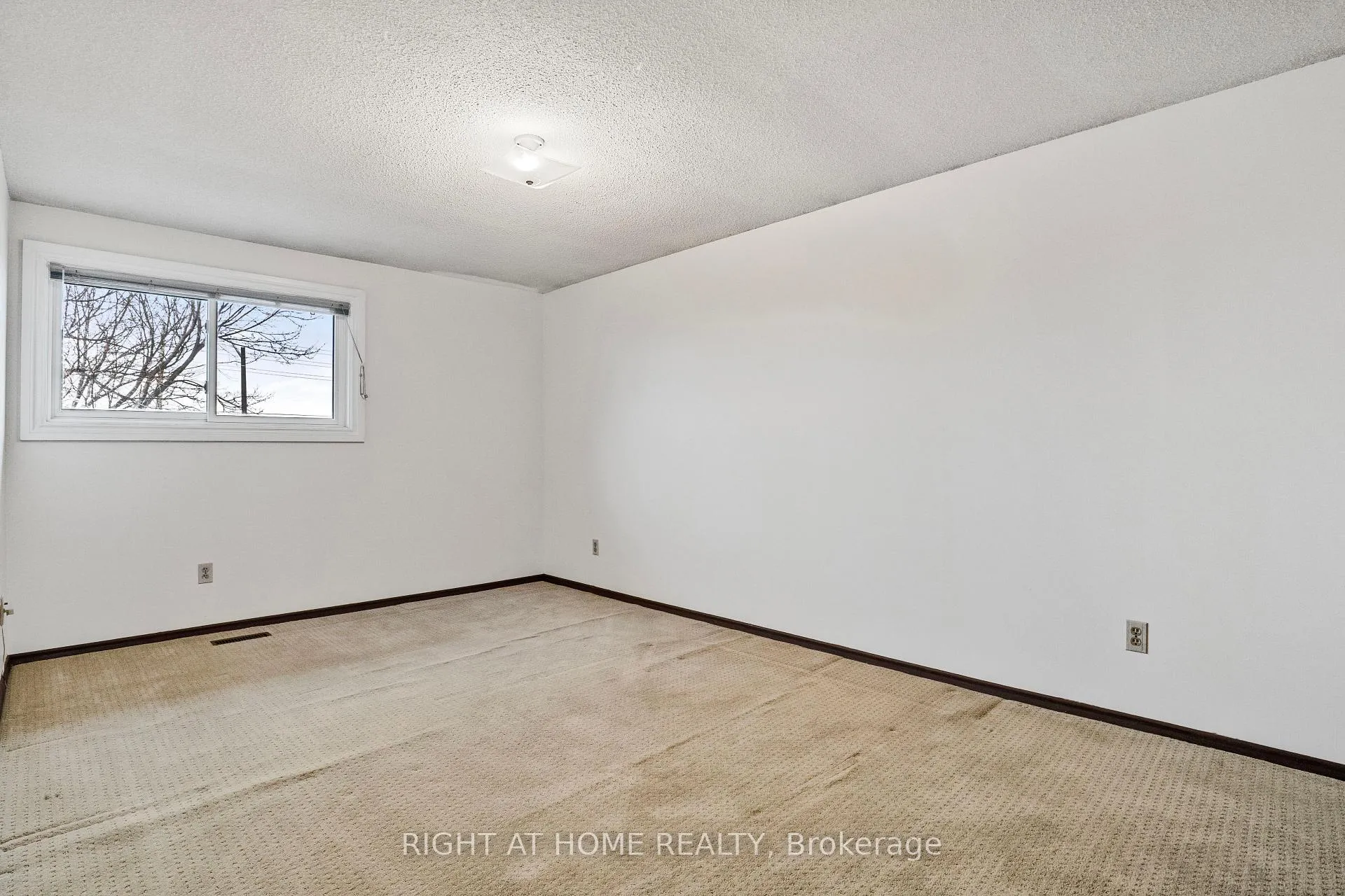 Photo 23 of 50 Fullerton Crescent, Markham, Milliken Mills West — HOMEH