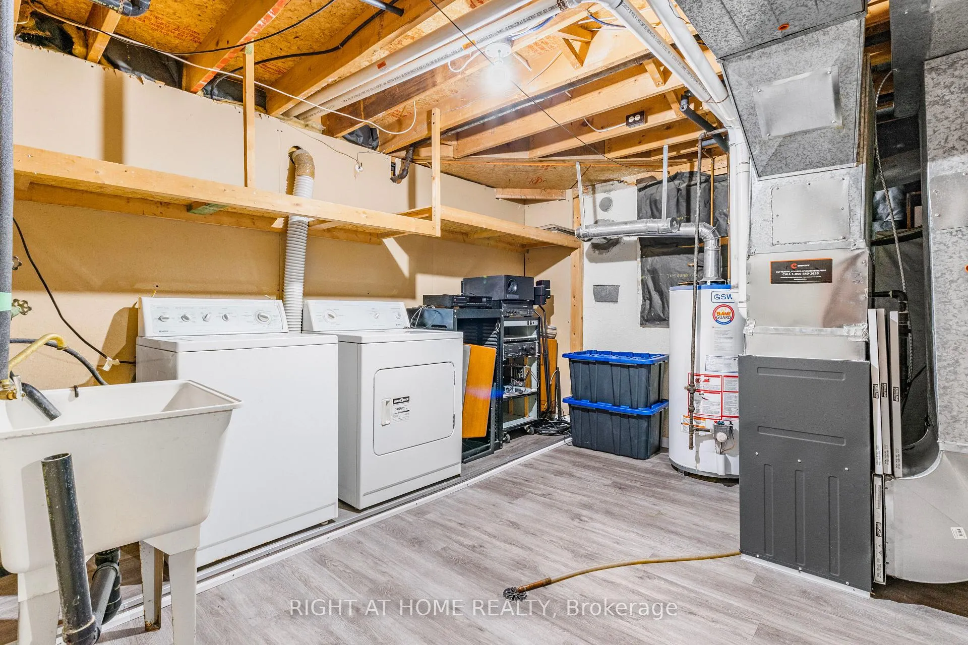 Photo 32 of 50 Fullerton Crescent, Markham, Milliken Mills West — HOMEH