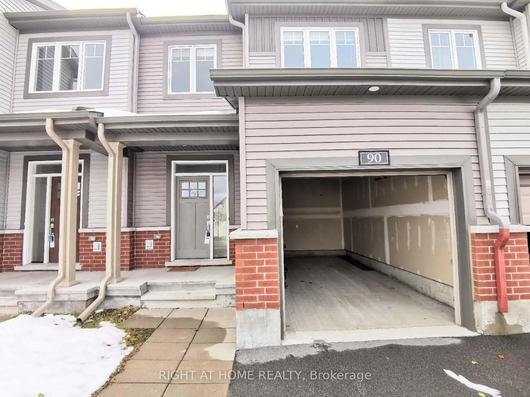 Photo 2 of 90 Natare Place E, Ottawa, Kanata - Kanata Lakes/Heritage Hills — HOMEH