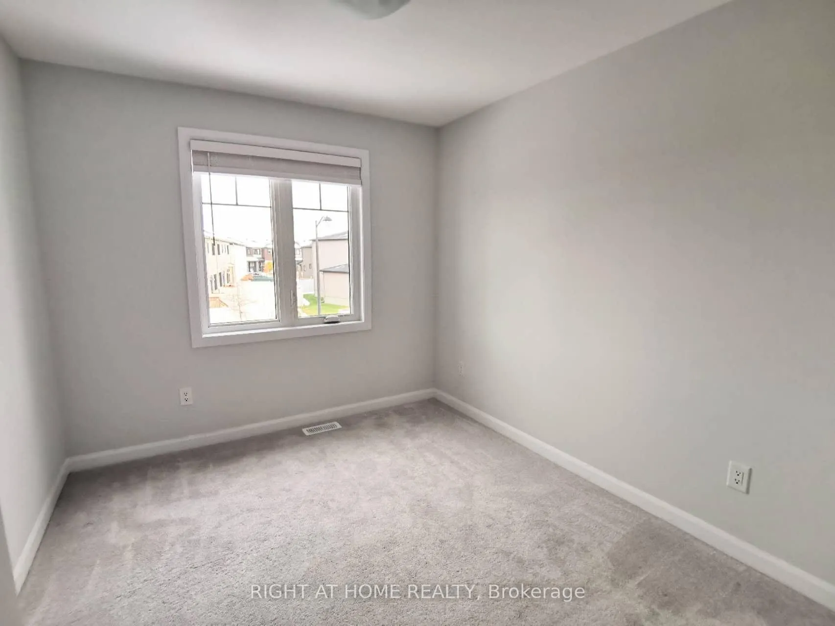 Photo 15 of 90 Natare Place E, Ottawa, Kanata - Kanata Lakes/Heritage Hills — HOMEH