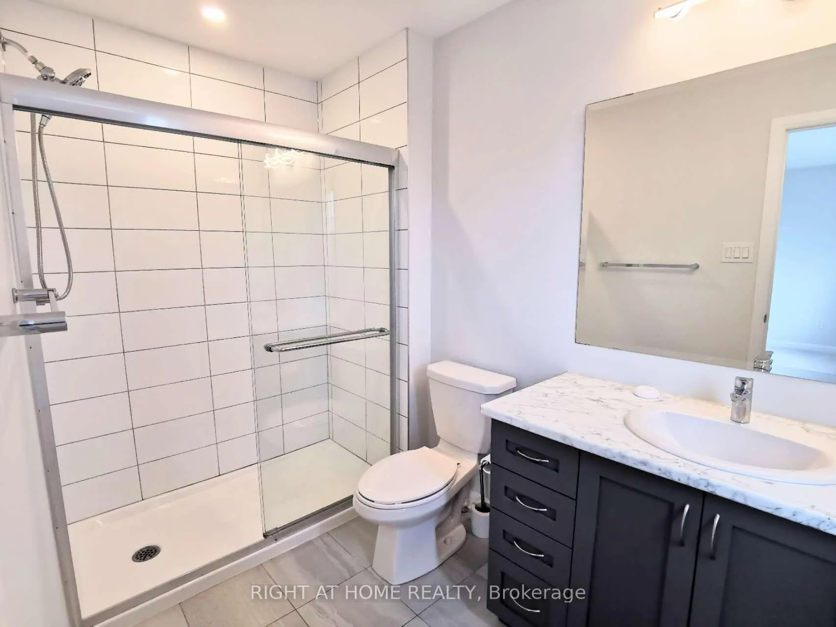 Photo 17 of 90 Natare Place E, Ottawa, Kanata - Kanata Lakes/Heritage Hills — HOMEH