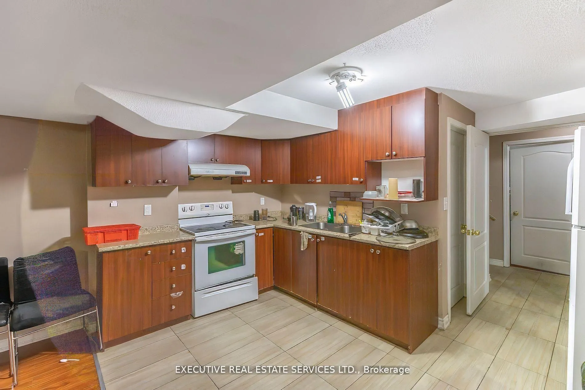 Photo 18 of 16 Sandway Drive, Brampton, Fletcher's Meadow — HOMEH