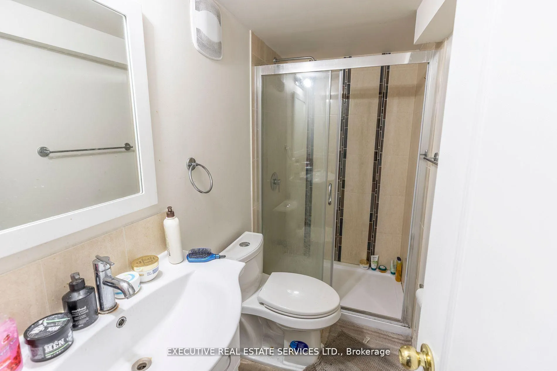 Photo 32 of 16 Sandway Drive, Brampton, Fletcher's Meadow — HOMEH