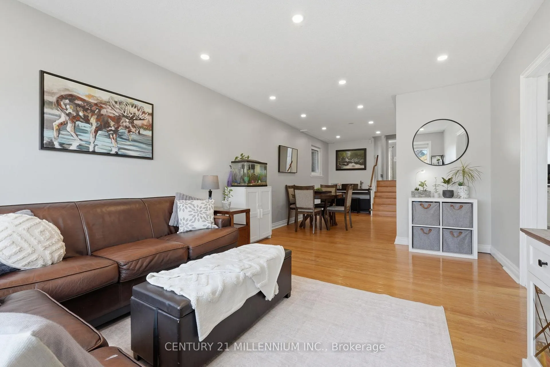 Photo 7 of 35 Doncaster Drive, Brampton, Southgate — HOMEH