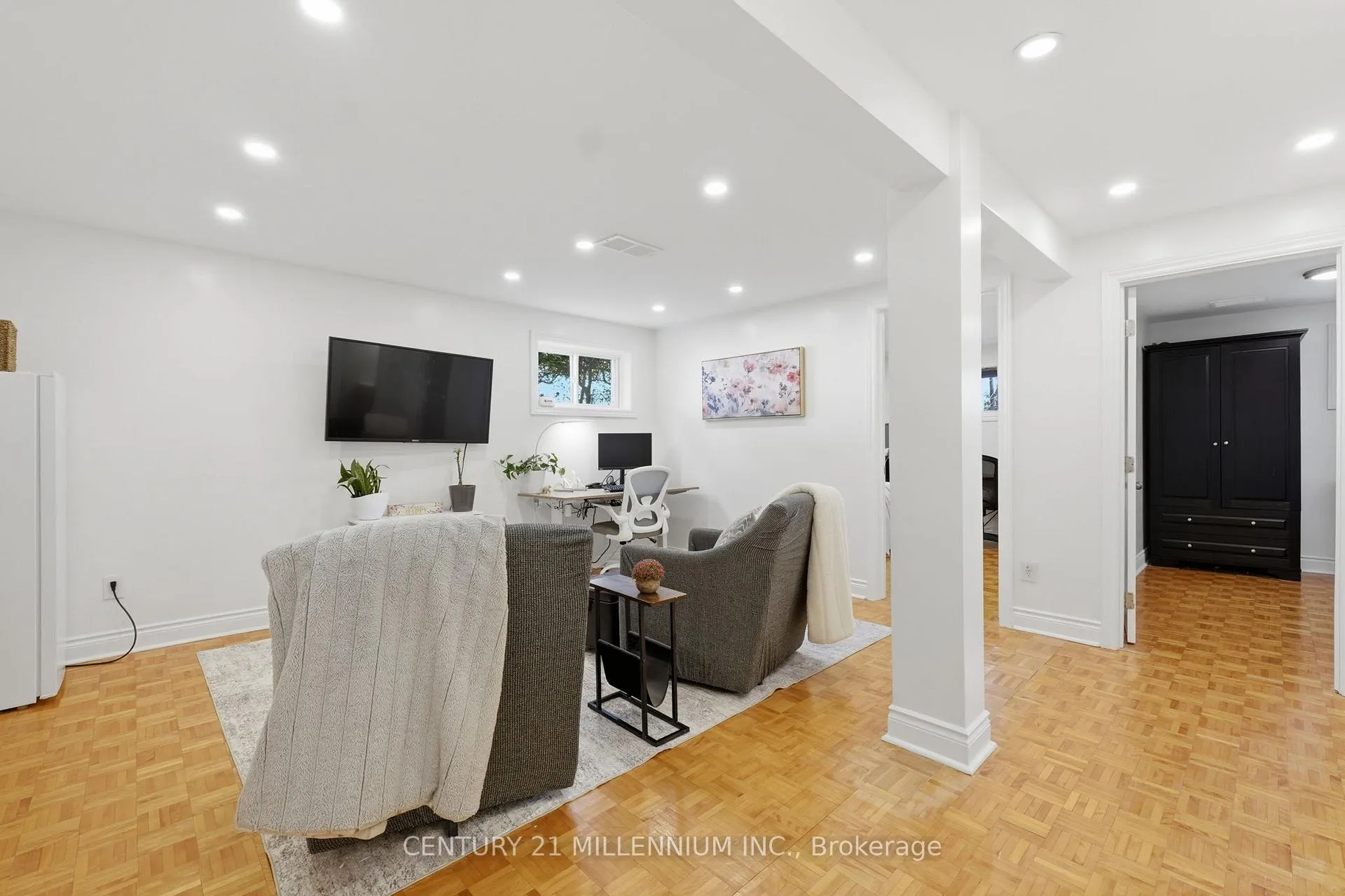 Photo 19 of 35 Doncaster Drive, Brampton, Southgate — HOMEH