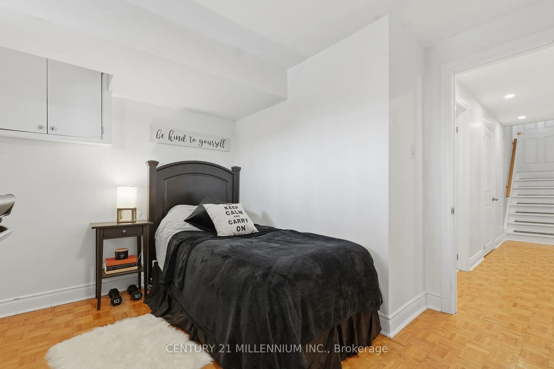 Photo 24 of 35 Doncaster Drive, Brampton, Southgate — HOMEH