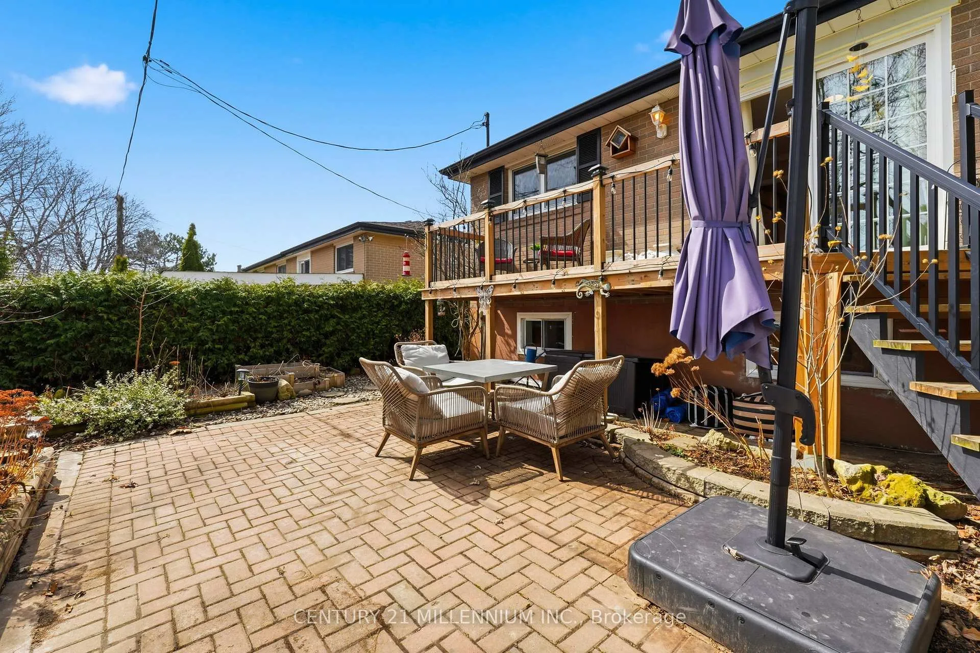 Photo 27 of 35 Doncaster Drive, Brampton, Southgate — HOMEH