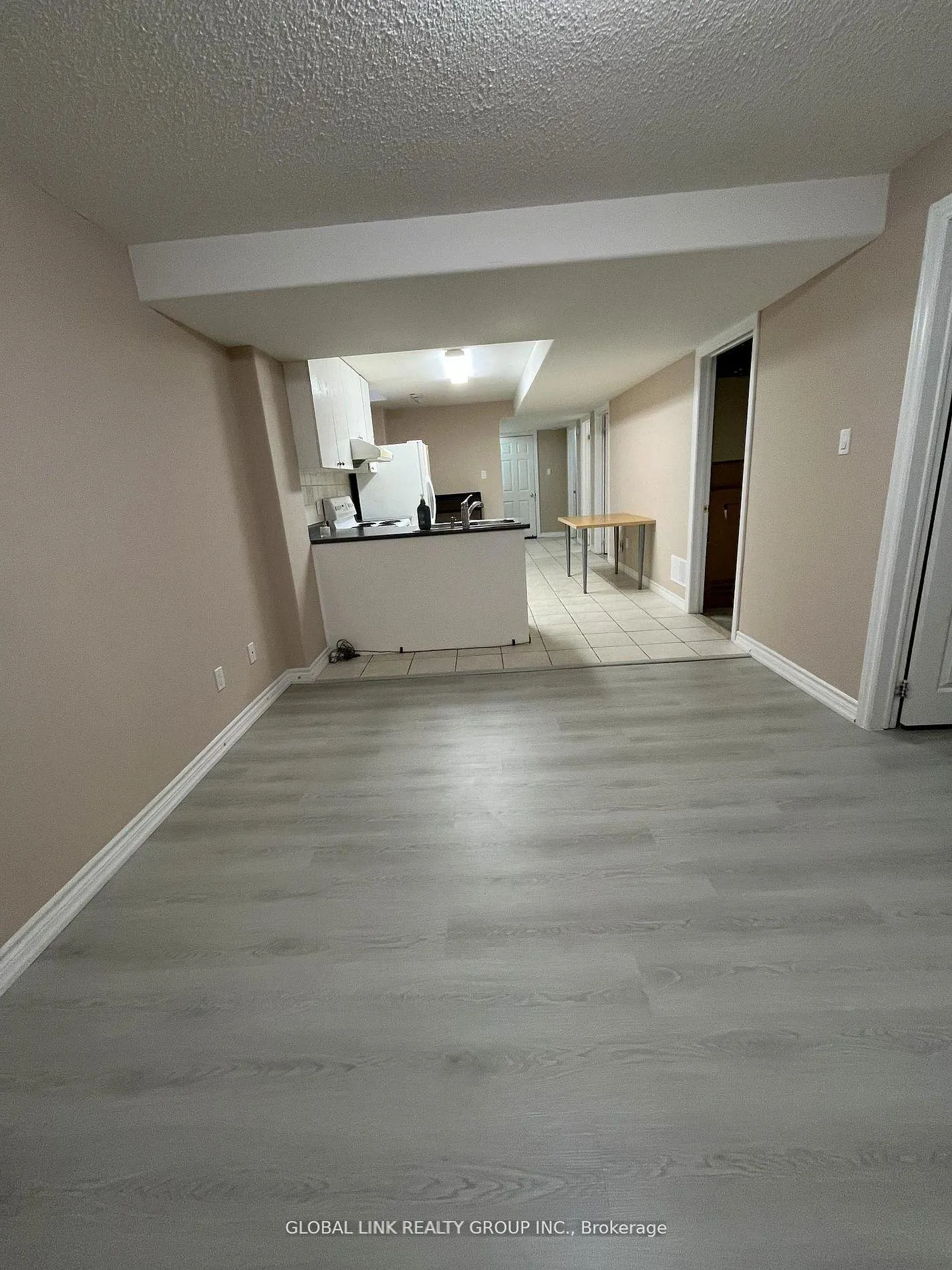 Photo 7 of Unit basement, 166 Valentina Drive, Markham, Village Green-South Unionville — HOMEH