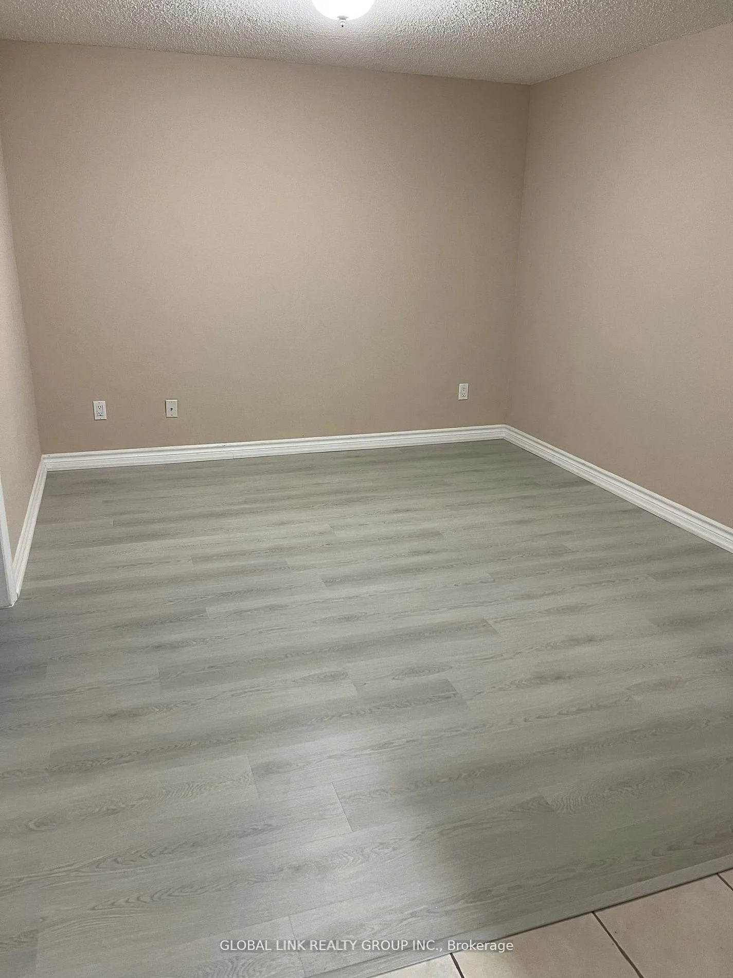 Photo 17 of Unit basement, 166 Valentina Drive, Markham, Village Green-South Unionville — HOMEH