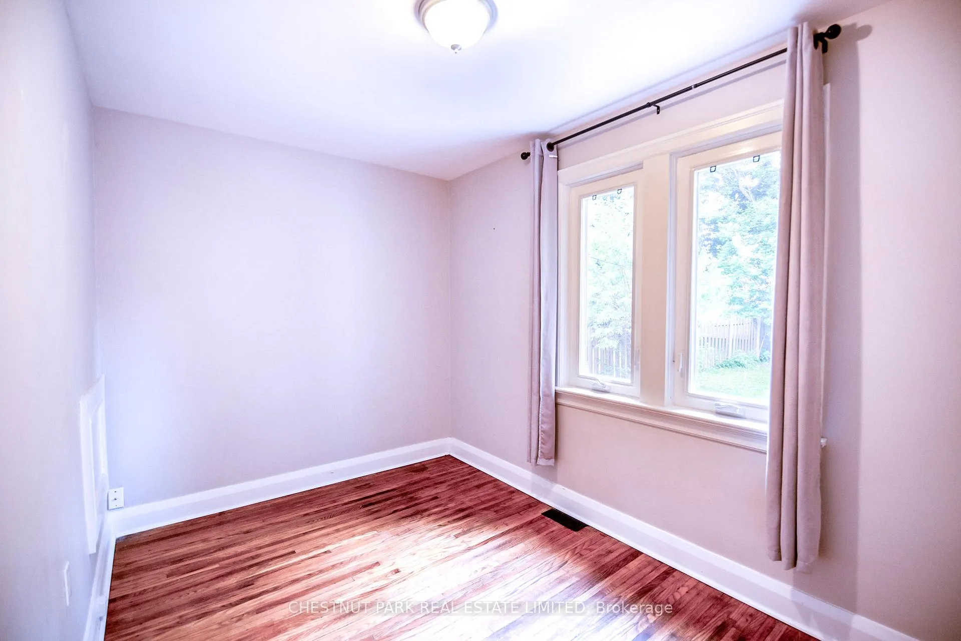 Photo 13 of 174 Gibbons Street, Oshawa, McLaughlin — HOMEH