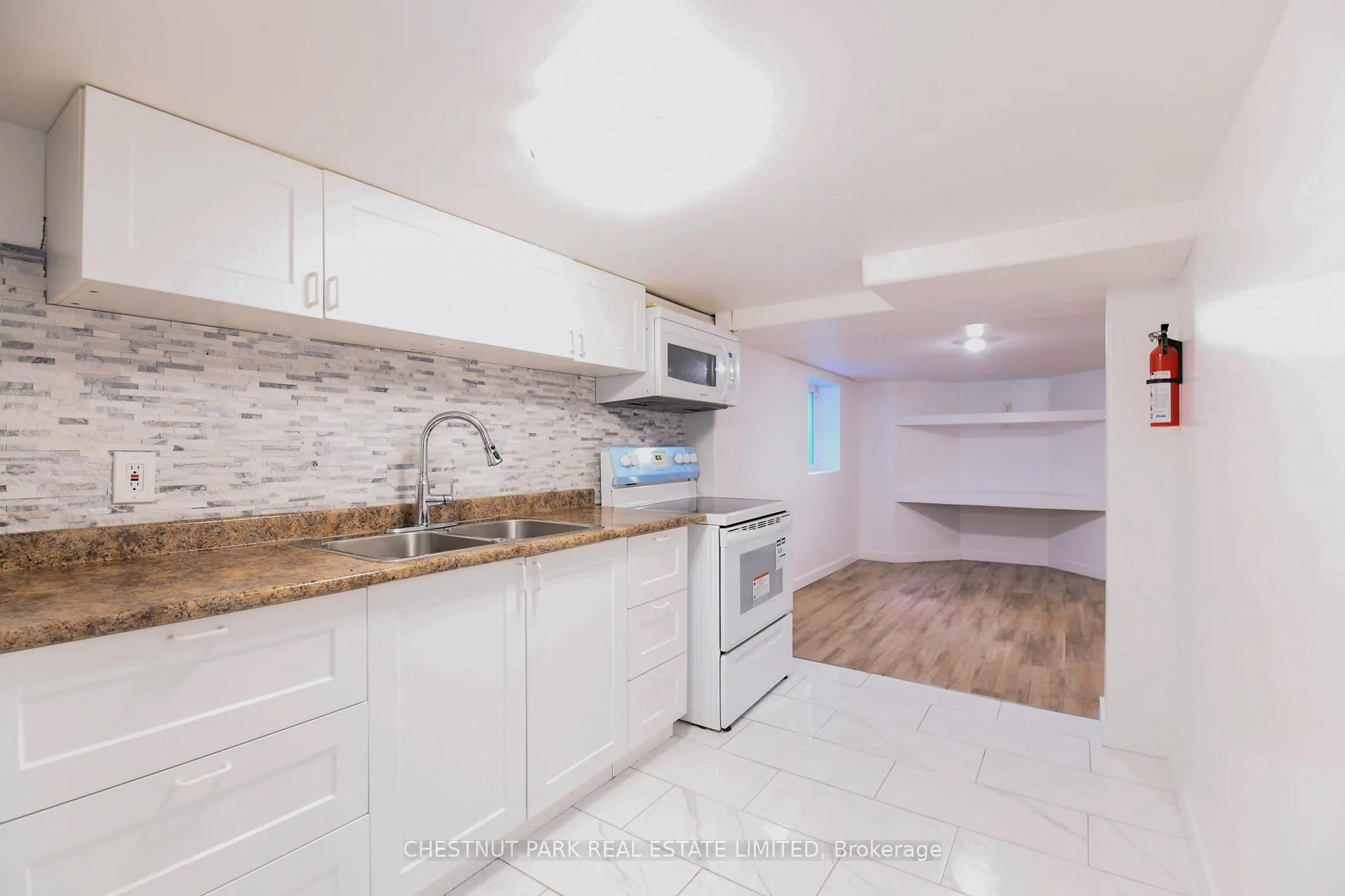 Photo 19 of 174 Gibbons Street, Oshawa, McLaughlin — HOMEH