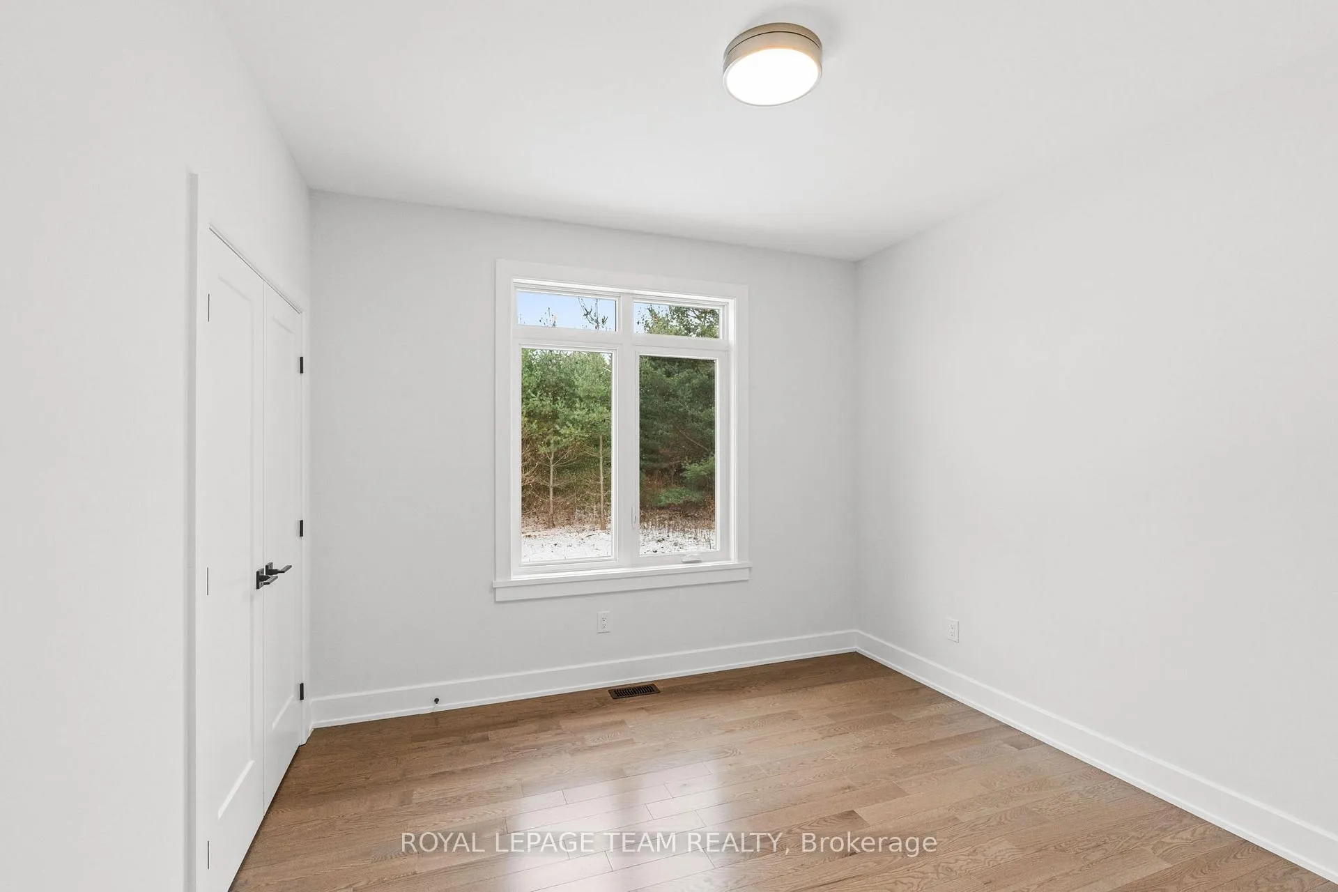 Photo 26 of 79 Hogan Drive, McNab/Braeside, Mcnab/Braeside Twps — HOMEH