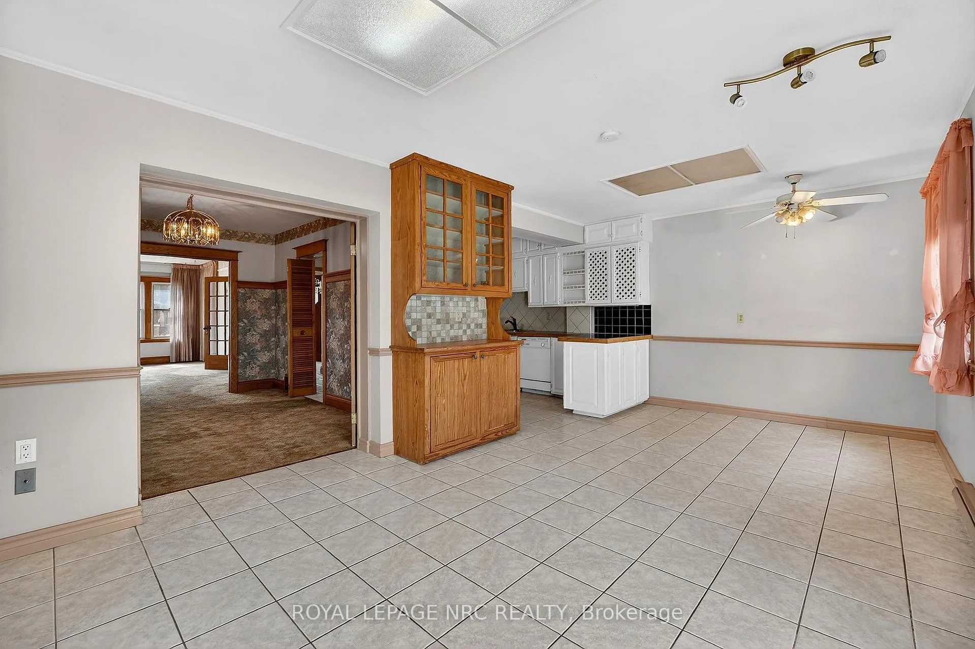 Photo 18 of 227 Cumberland Avenue, Hamilton, St. Clair — HOMEH