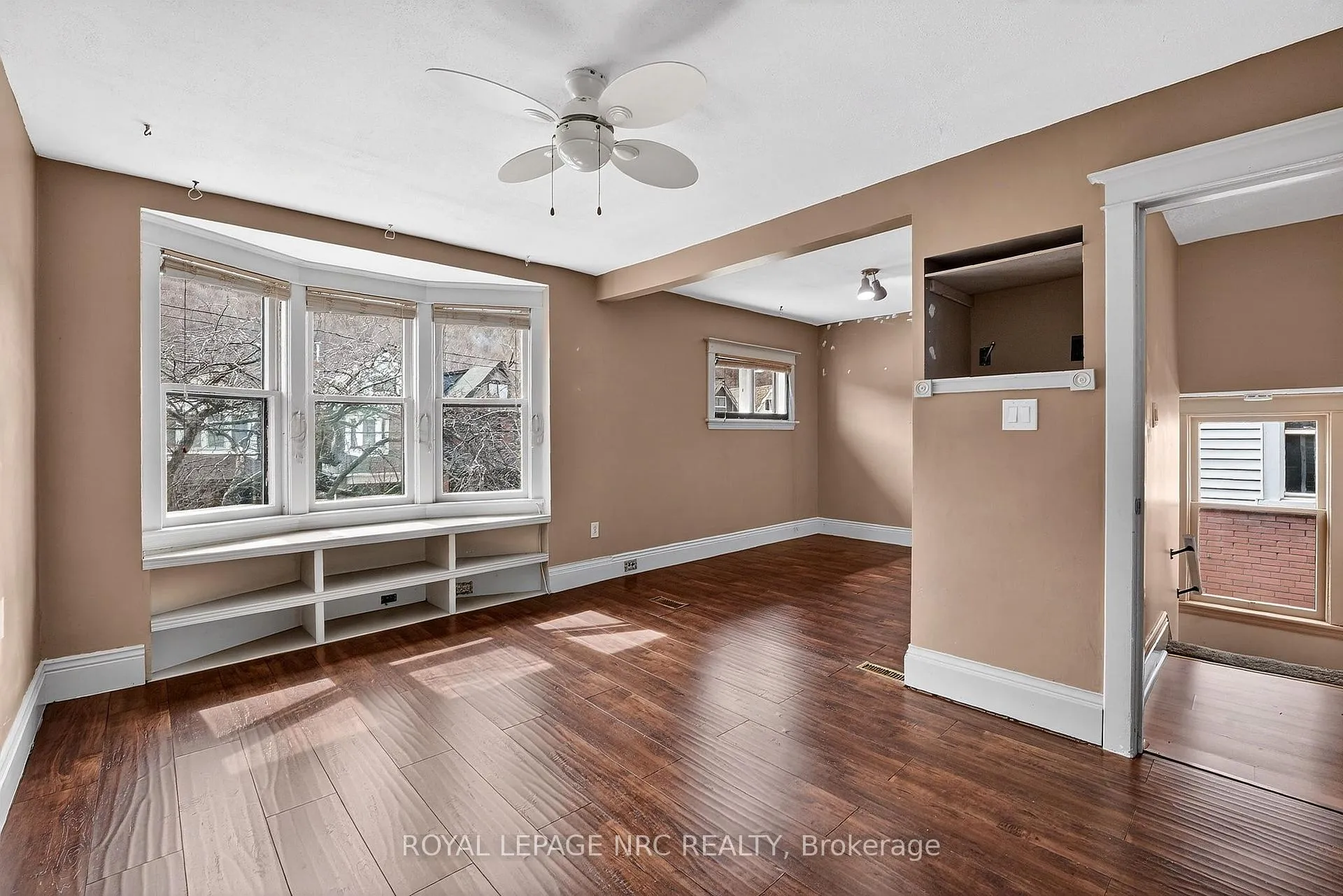 Photo 19 of 227 Cumberland Avenue, Hamilton, St. Clair — HOMEH