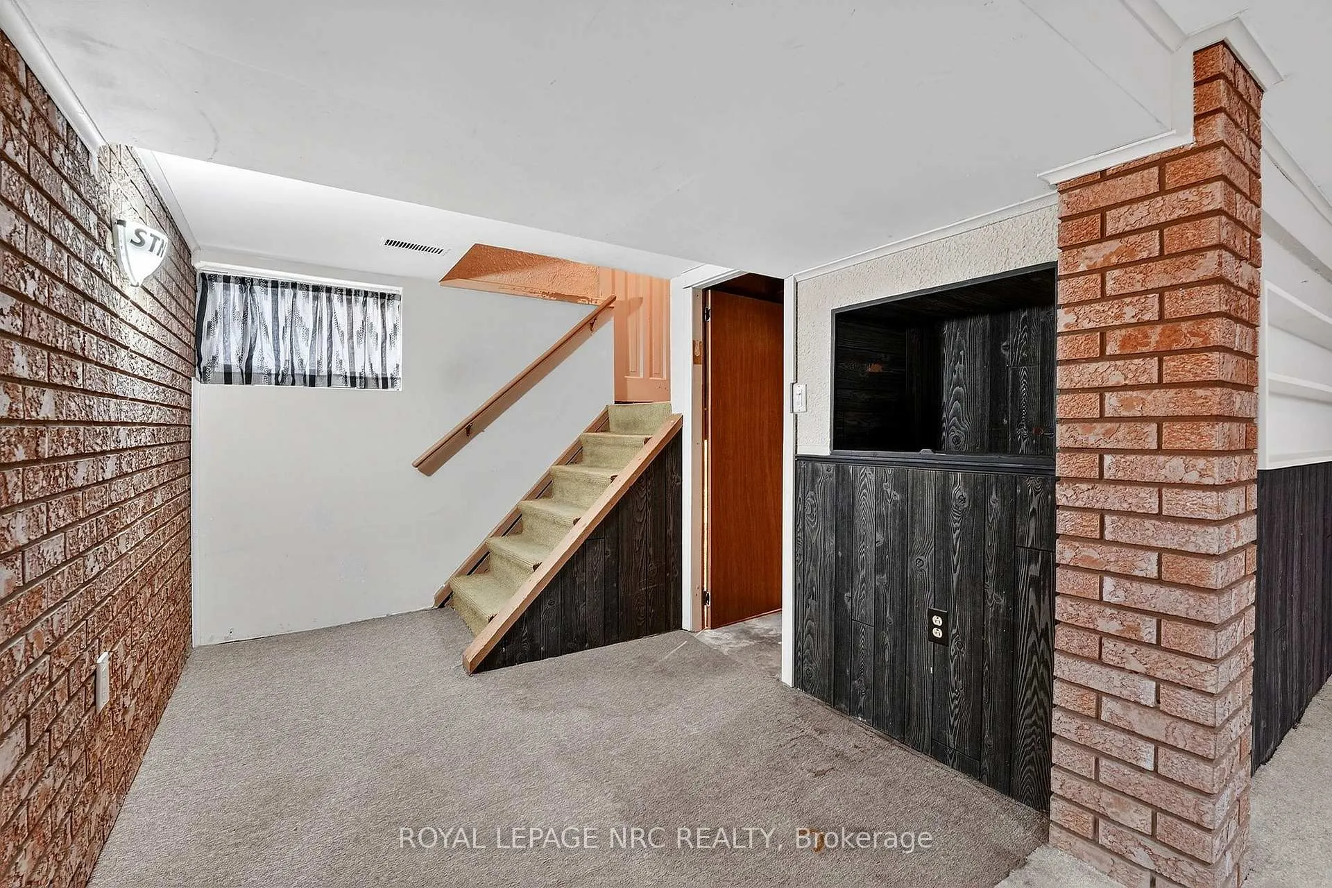 Photo 27 of 227 Cumberland Avenue, Hamilton, St. Clair — HOMEH