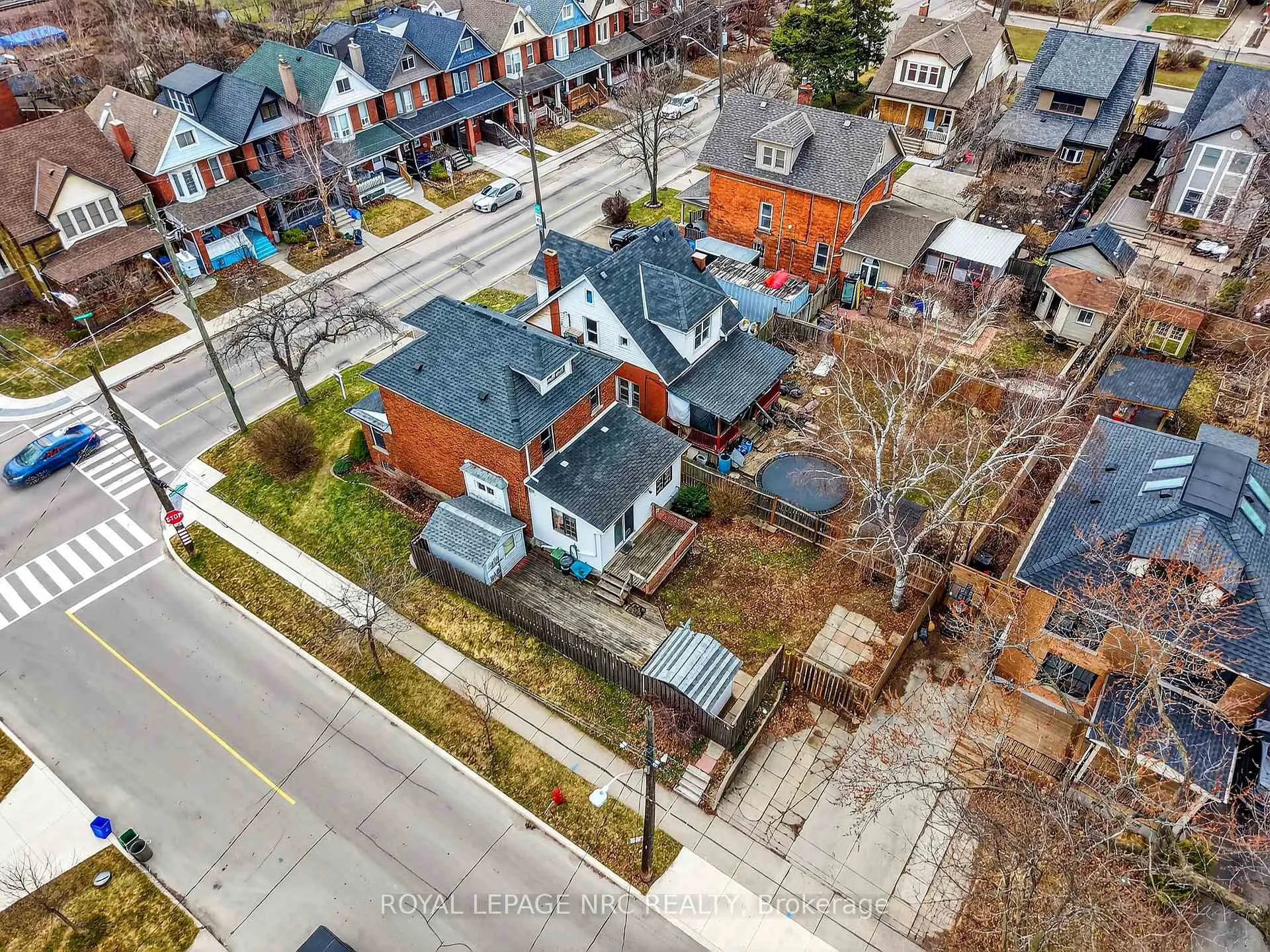 Photo 40 of 227 Cumberland Avenue, Hamilton, St. Clair — HOMEH
