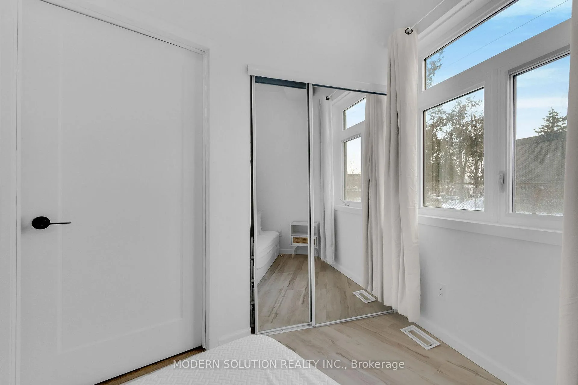 Photo 9 of Unit Upper, 66 Silverthorn Avenue, Toronto, Weston-Pellam Park — HOMEH