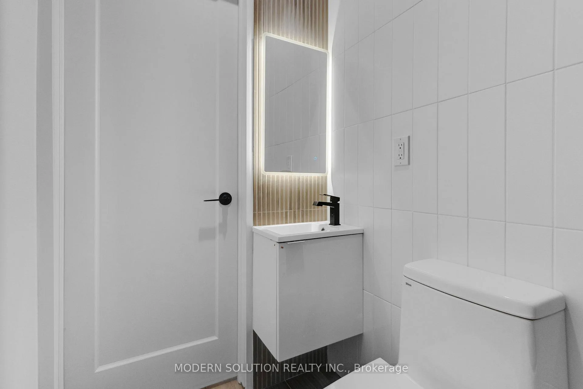 Photo 12 of Unit Upper, 66 Silverthorn Avenue, Toronto, Weston-Pellam Park — HOMEH