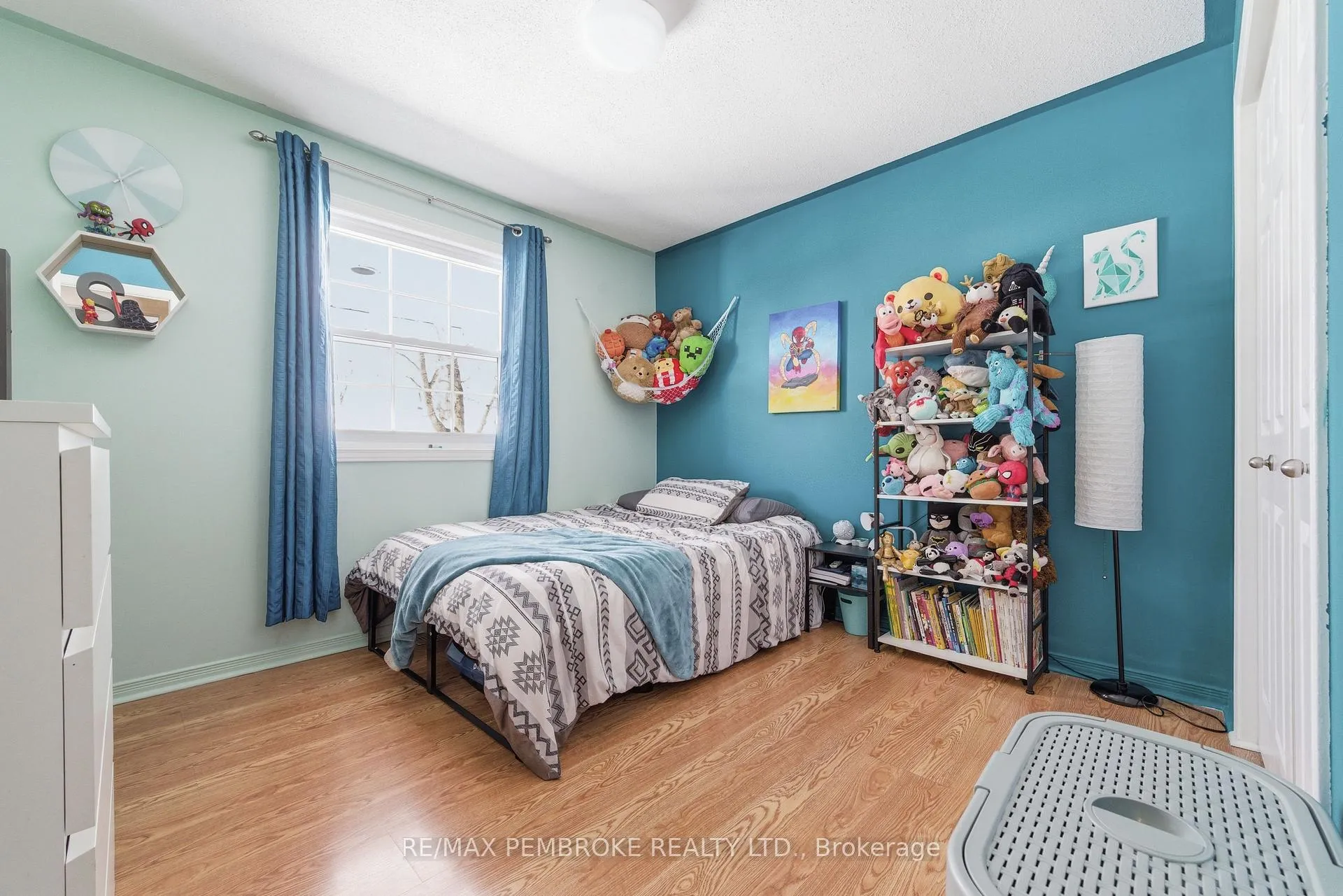 Photo 20 of 98 Spruce Street, Petawawa — HOMEH