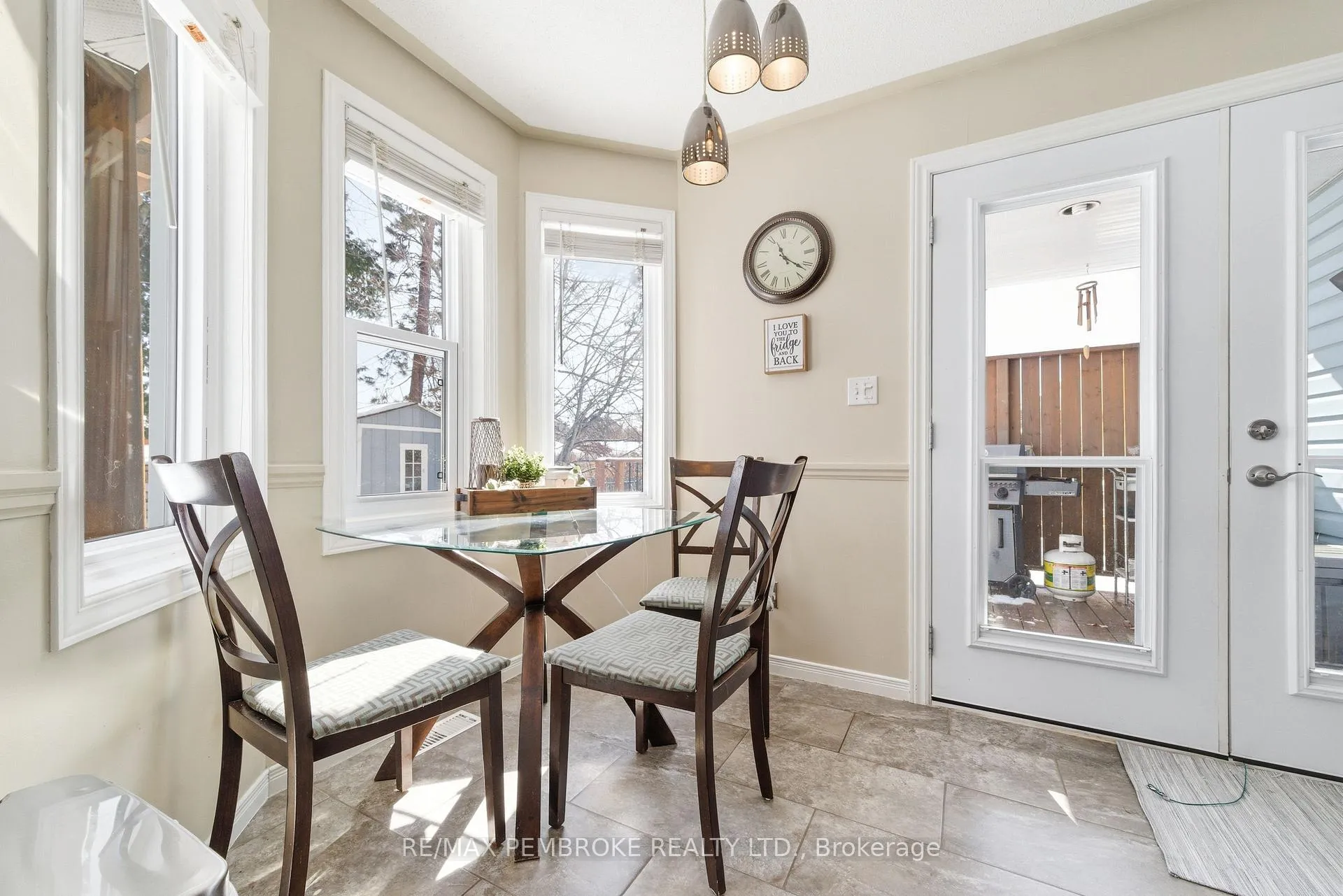 Photo 28 of 98 Spruce Street, Petawawa — HOMEH