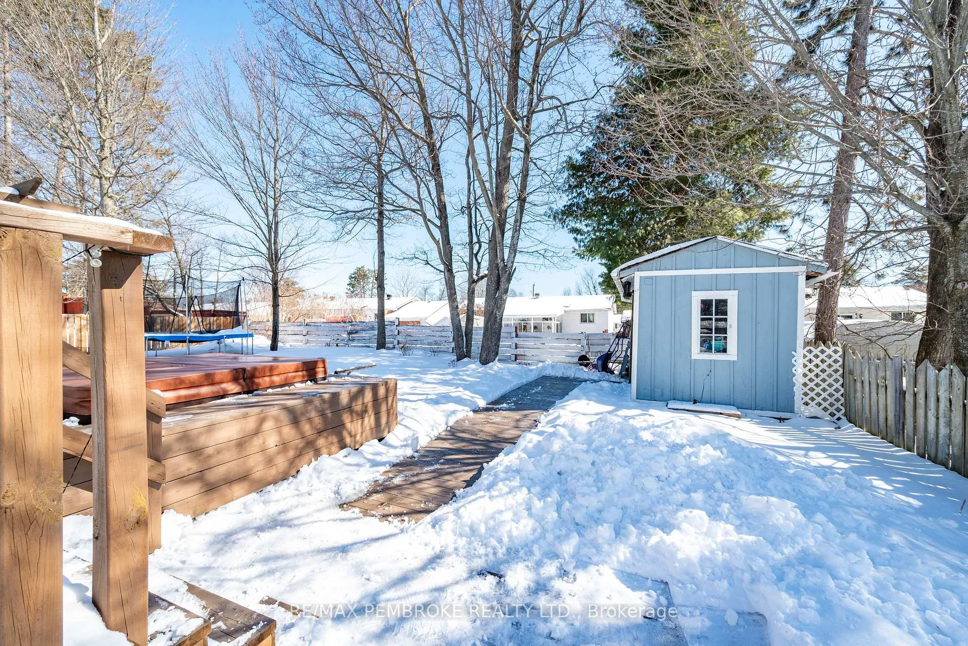 Photo 36 of 98 Spruce Street, Petawawa — HOMEH