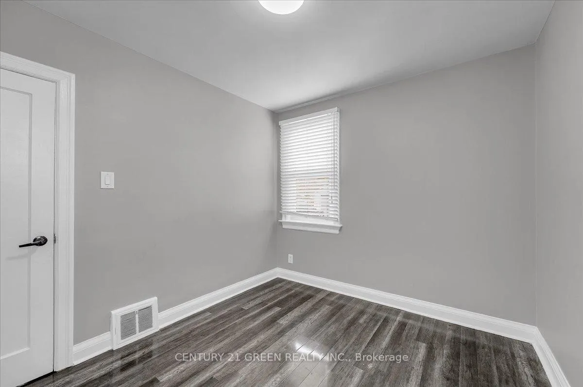 Photo 22 of 32 Beech Street, Brampton, Queen Street Corridor — HOMEH