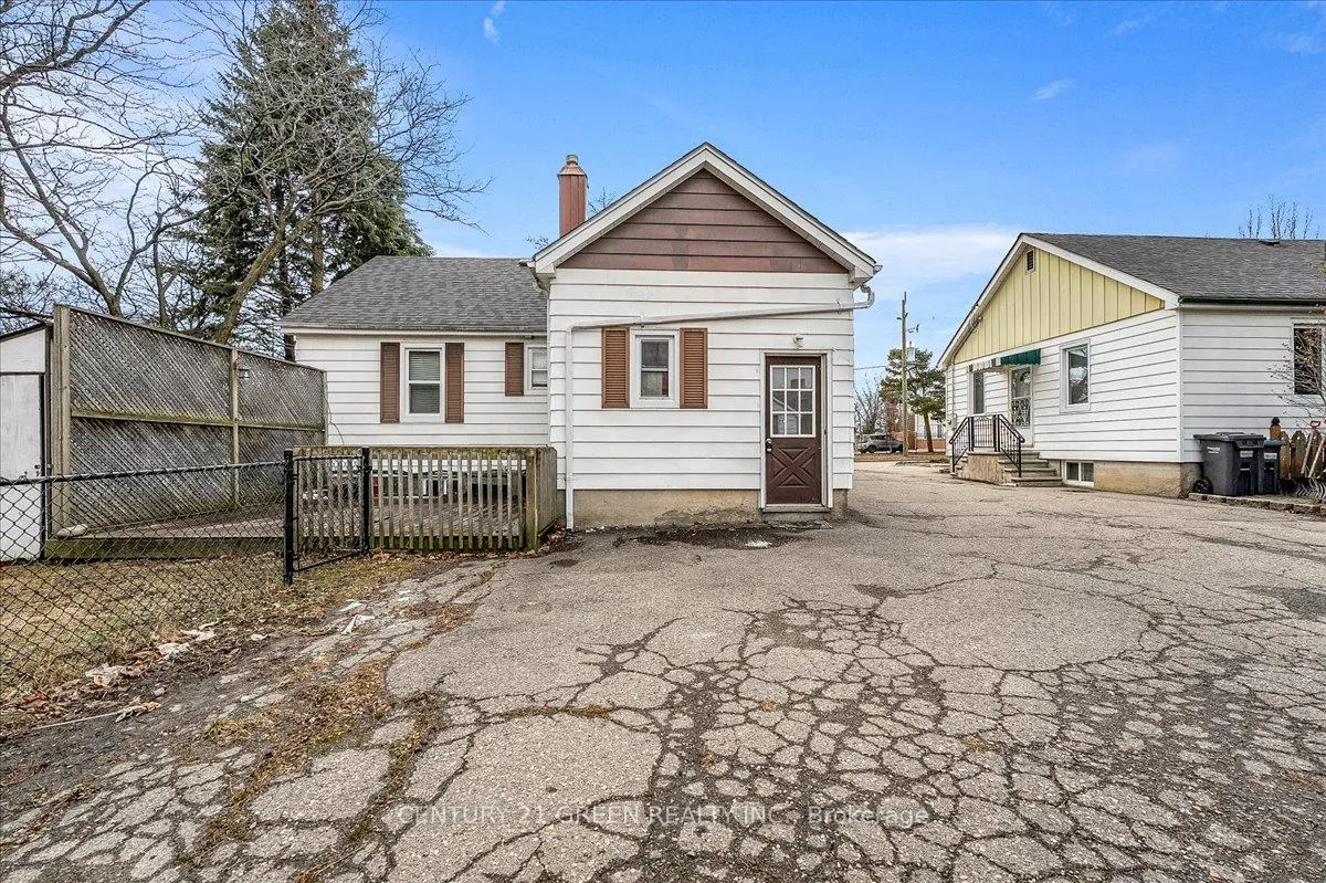 Photo 36 of 32 Beech Street, Brampton, Queen Street Corridor — HOMEH