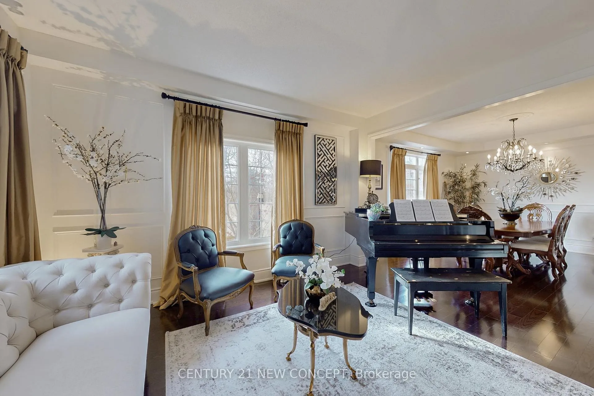 Photo 4 of 21 Adriatic Crescent, Brampton, Vales of Castlemore North — HOMEH