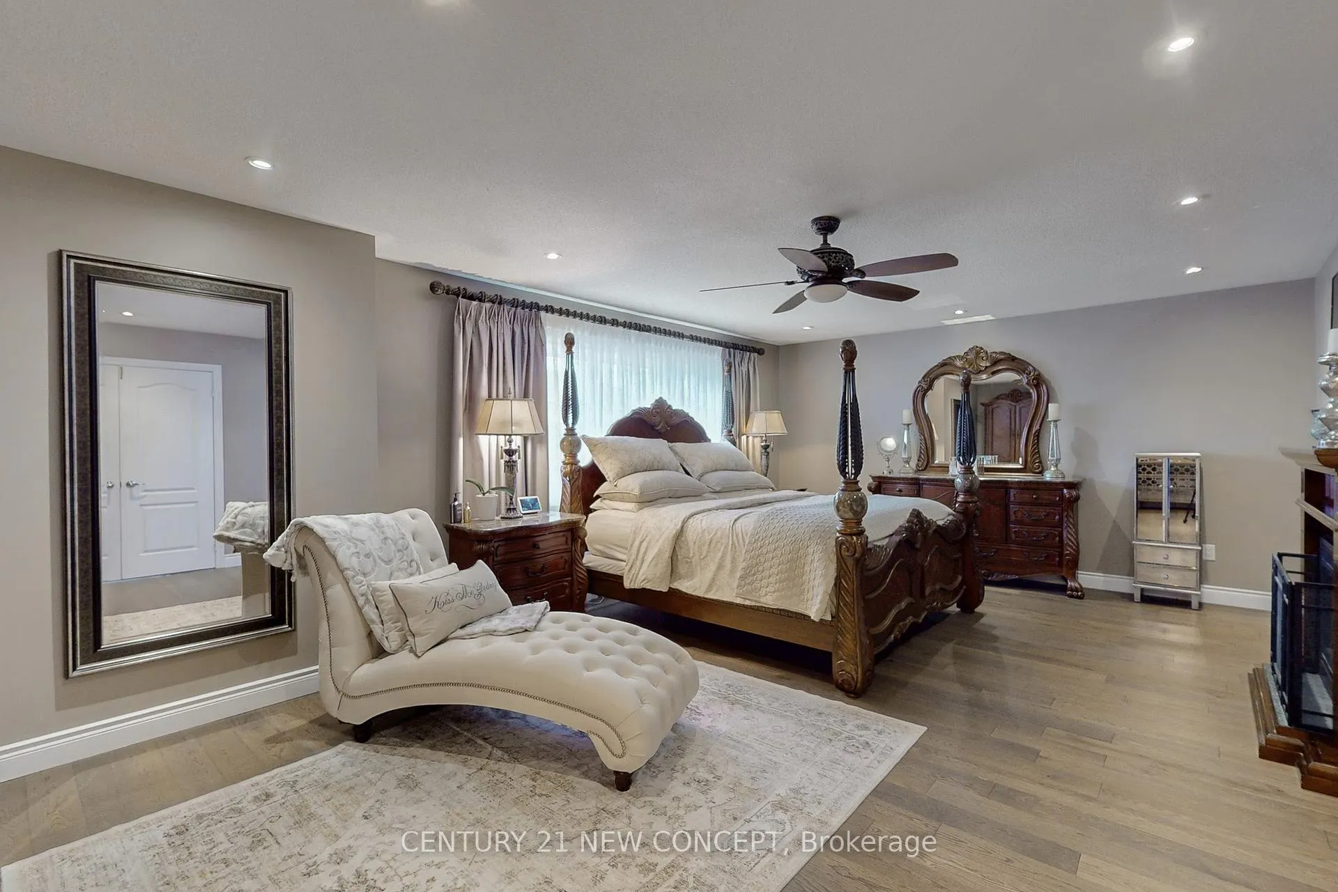Photo 22 of 21 Adriatic Crescent, Brampton, Vales of Castlemore North — HOMEH