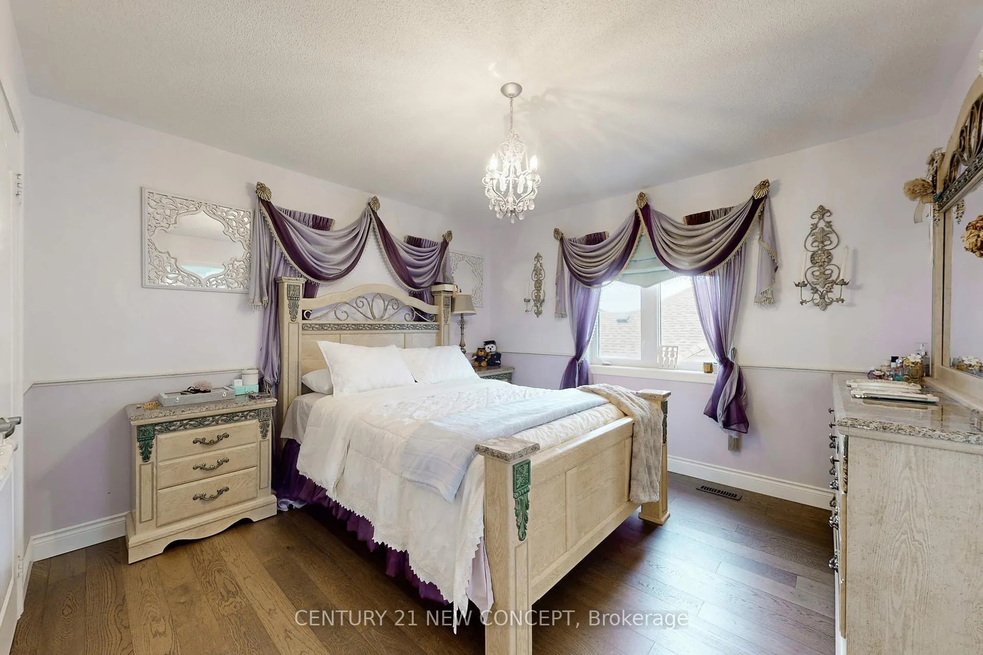 Photo 30 of 21 Adriatic Crescent, Brampton, Vales of Castlemore North — HOMEH