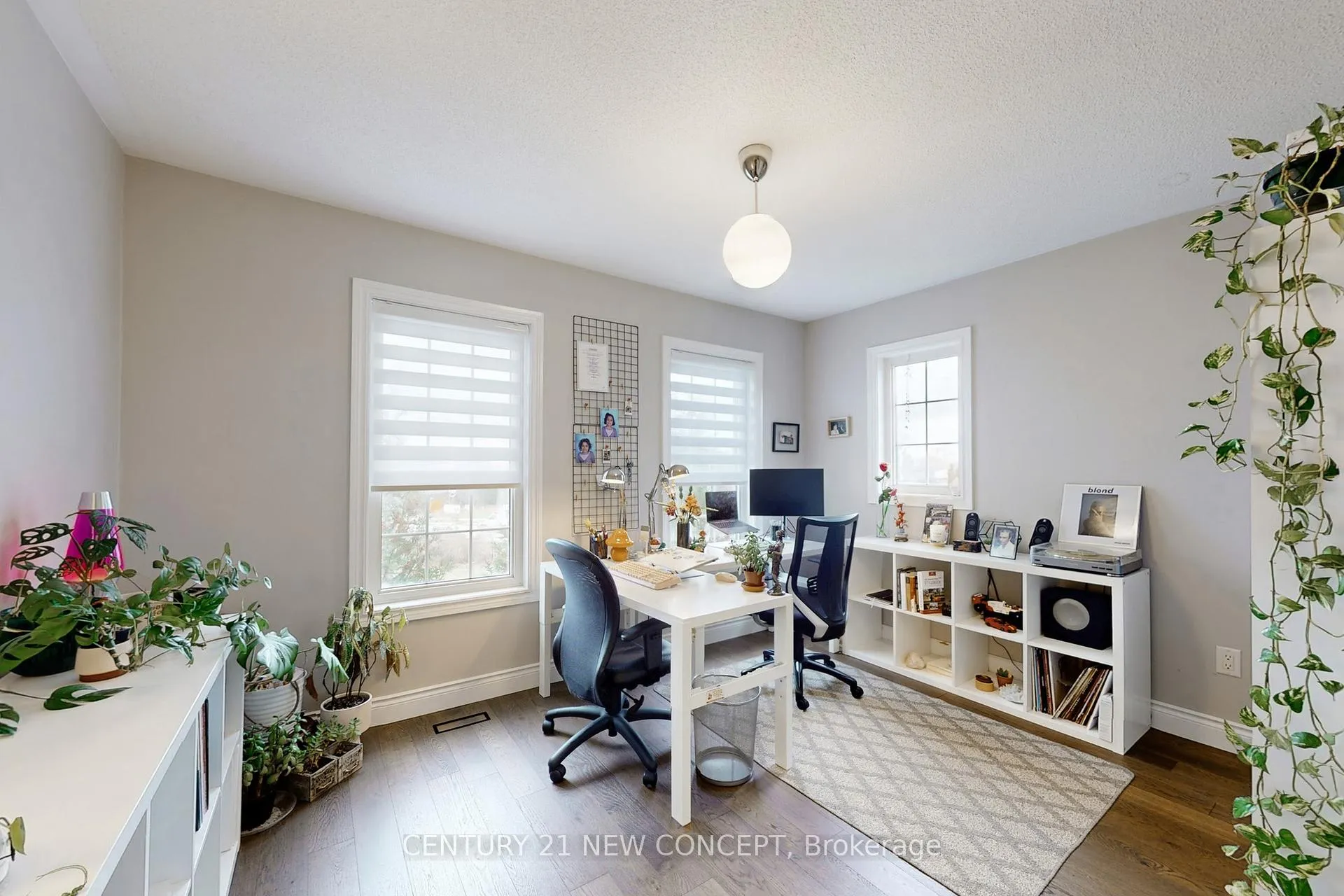Photo 32 of 21 Adriatic Crescent, Brampton, Vales of Castlemore North — HOMEH
