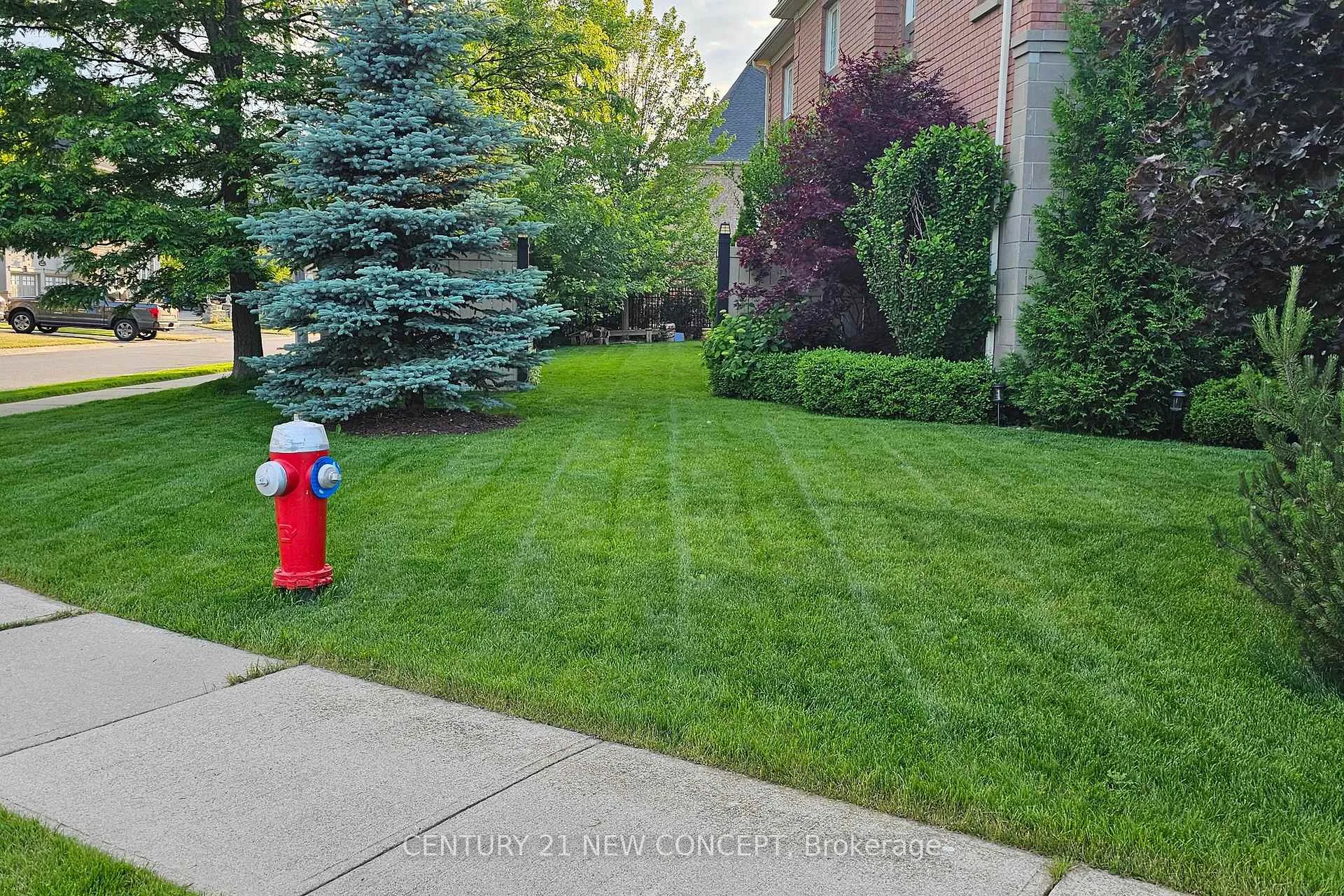 Photo 47 of 21 Adriatic Crescent, Brampton, Vales of Castlemore North — HOMEH