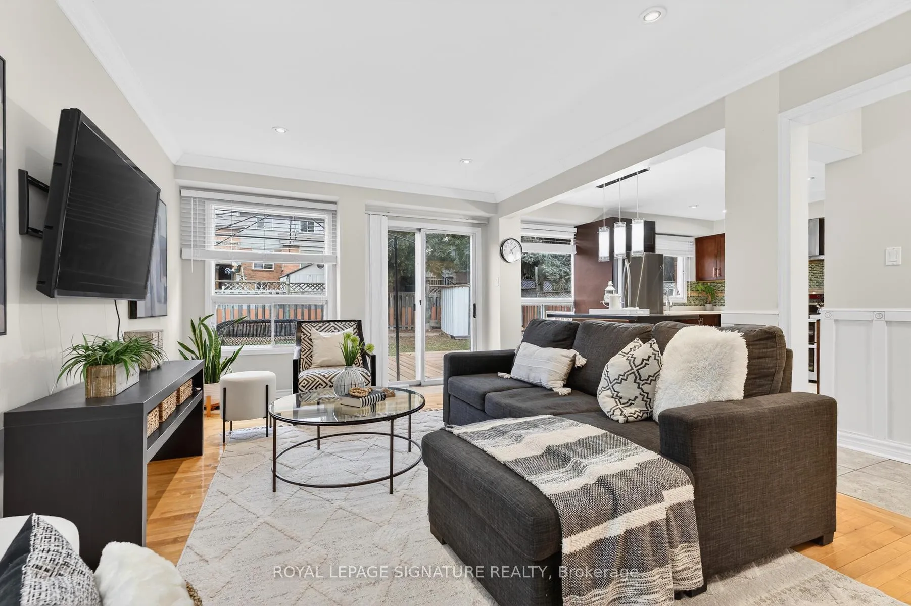 Photo 12 of 118 Bassett Boulevard, Whitby, Pringle Creek — HOMEH