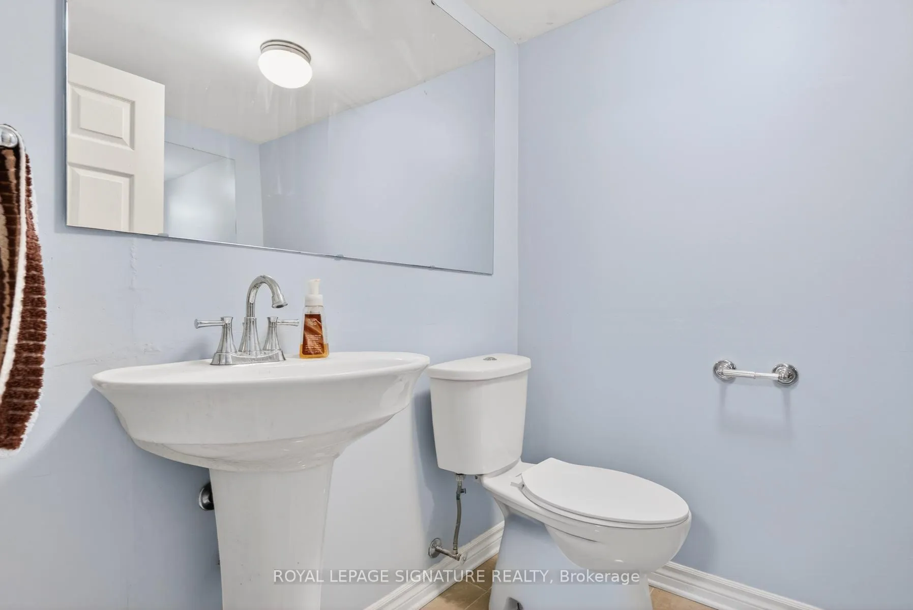 Photo 35 of 118 Bassett Boulevard, Whitby, Pringle Creek — HOMEH