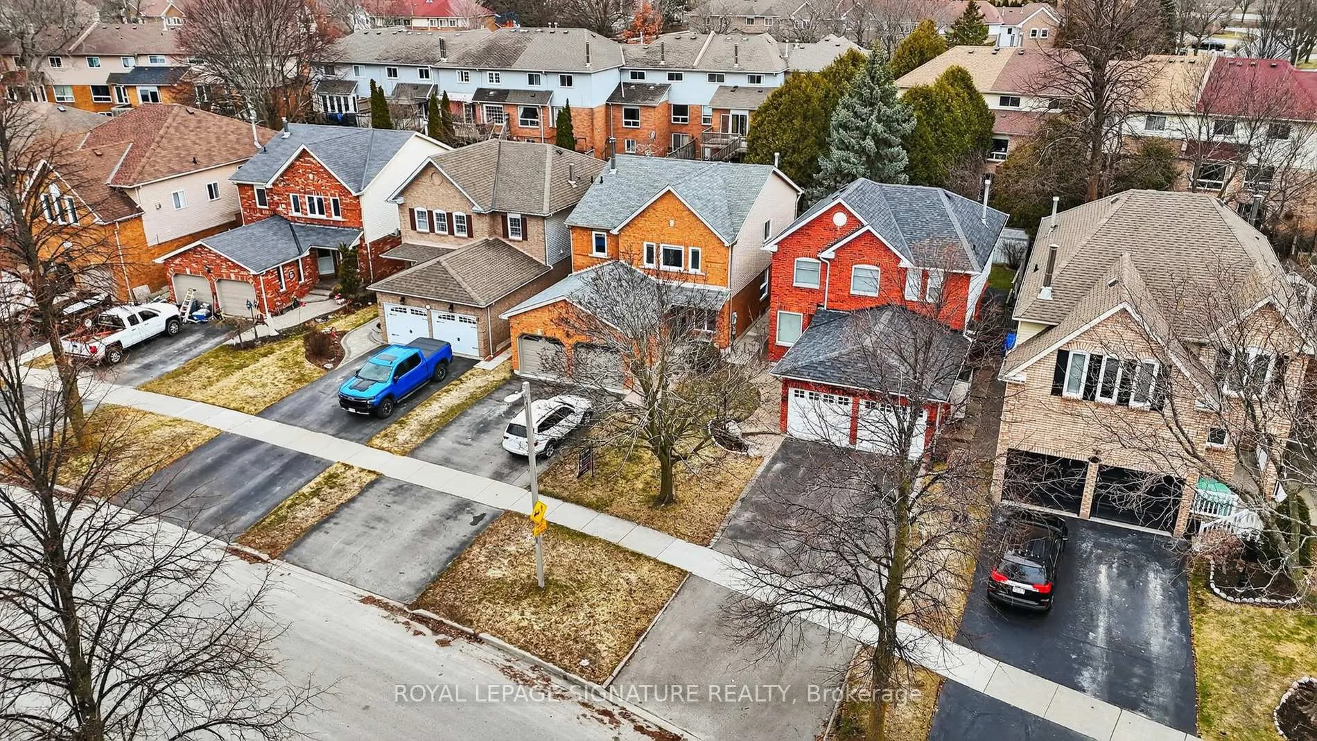 Photo 41 of 118 Bassett Boulevard, Whitby, Pringle Creek — HOMEH