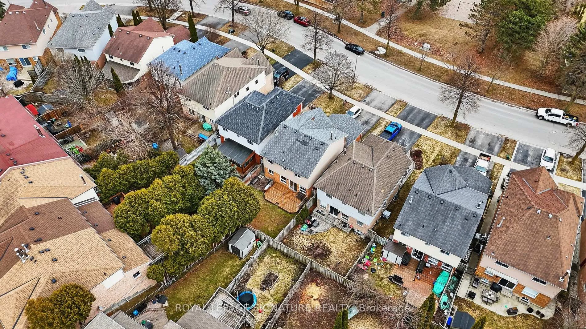Photo 43 of 118 Bassett Boulevard, Whitby, Pringle Creek — HOMEH