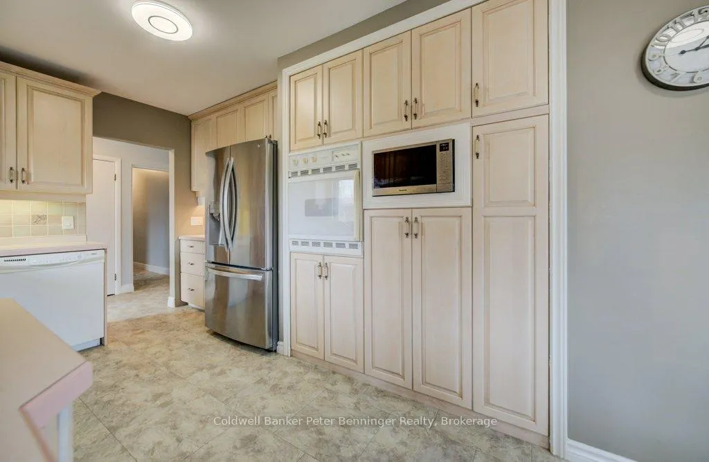 Photo 10 of 2 Mullen Drive, Brockton — HOMEH