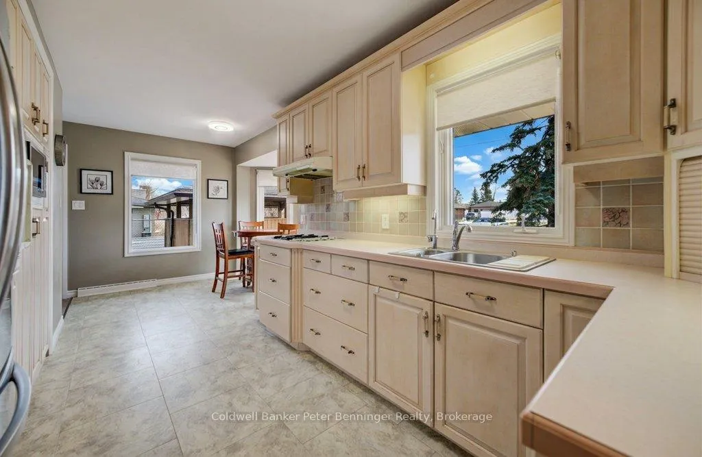 Photo 12 of 2 Mullen Drive, Brockton — HOMEH
