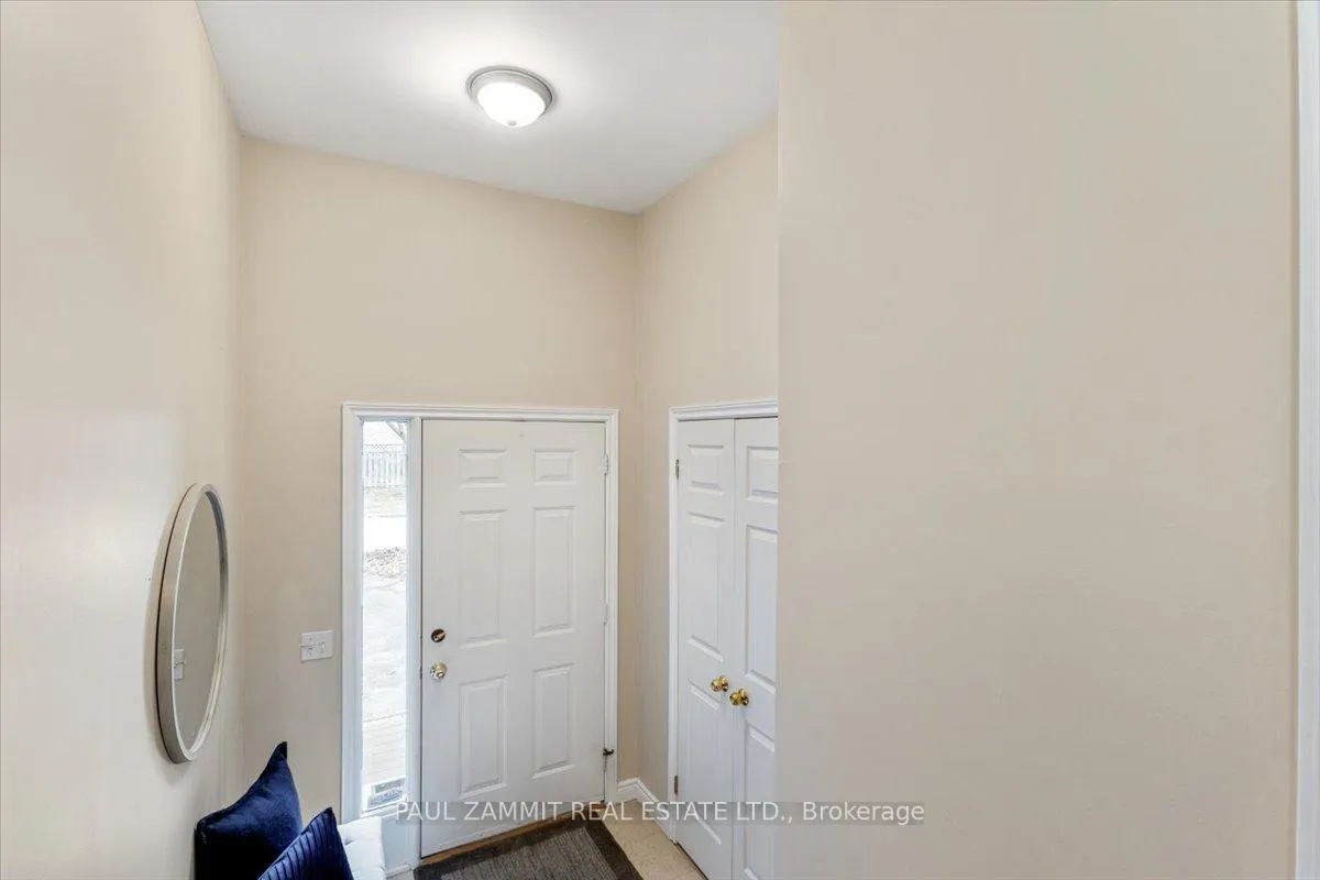 Photo 5 of 1 Wetherby Circle, Markham, German Mills — HOMEH