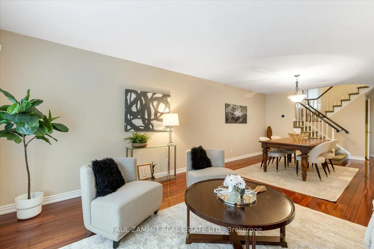 Photo 8 of 1 Wetherby Circle, Markham, German Mills — HOMEH