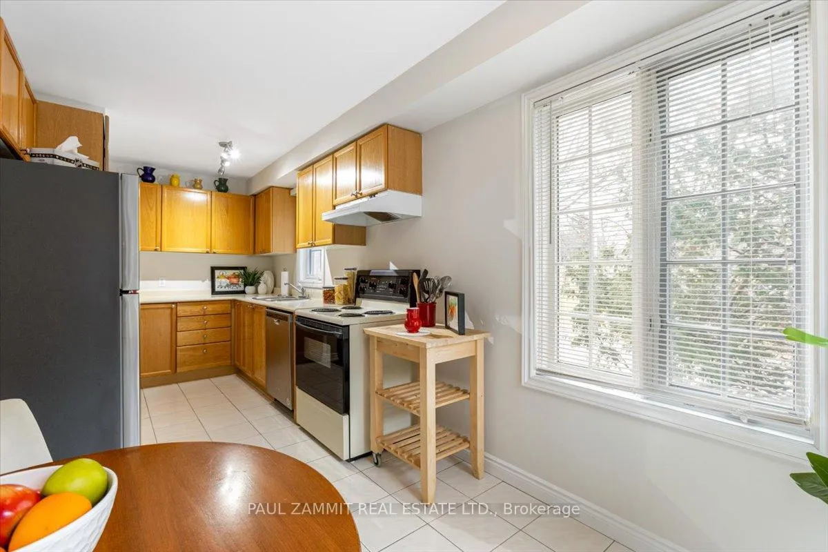 Photo 16 of 1 Wetherby Circle, Markham, German Mills — HOMEH