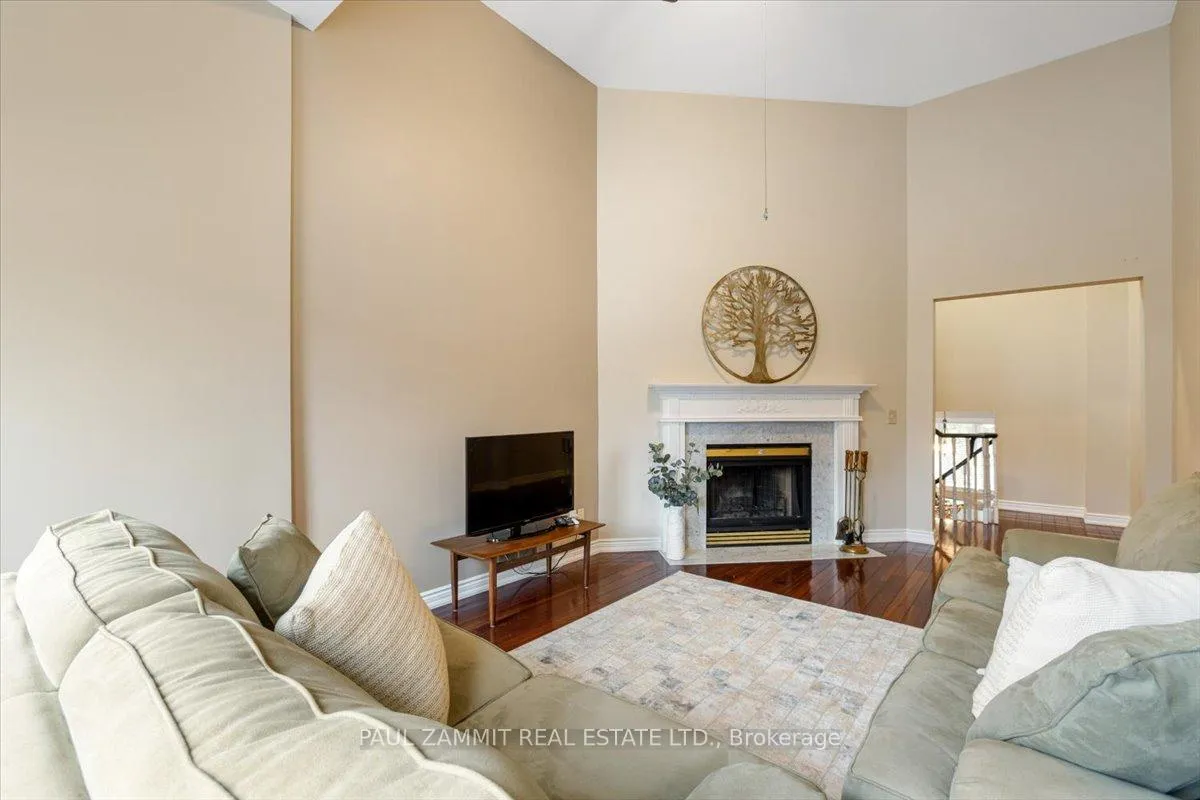 Photo 20 of 1 Wetherby Circle, Markham, German Mills — HOMEH
