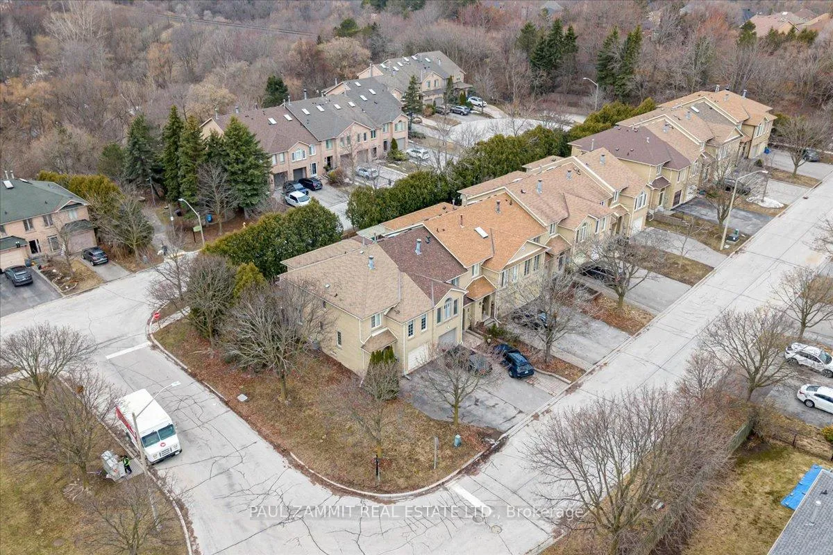 Photo 35 of 1 Wetherby Circle, Markham, German Mills — HOMEH