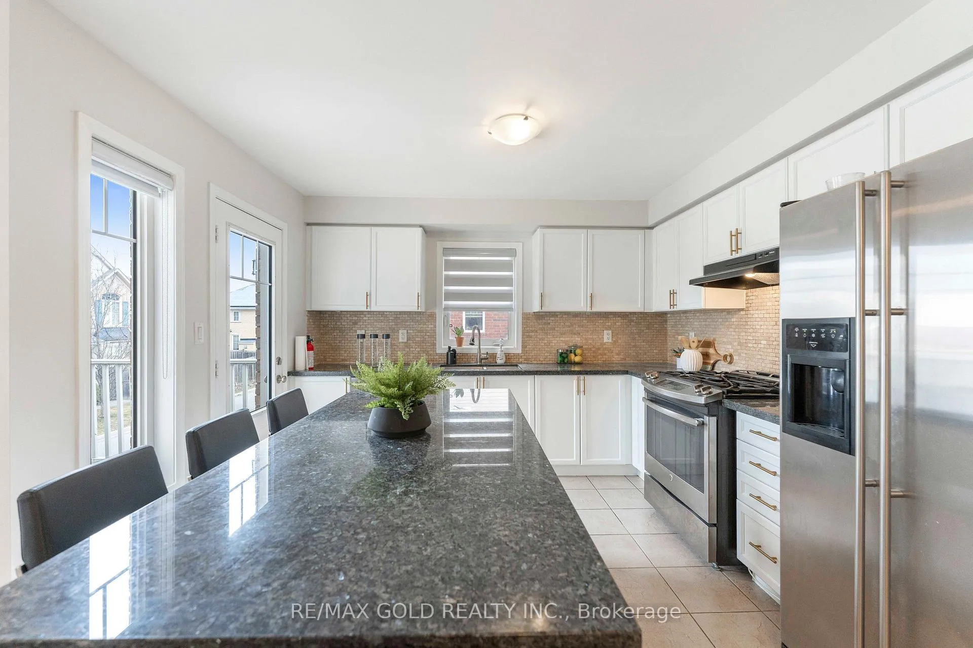 Photo 16 of 323 Dymott Avenue, Milton, Harrison — HOMEH