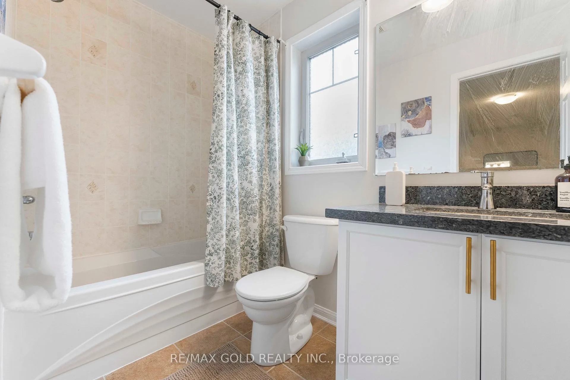 Photo 41 of 323 Dymott Avenue, Milton, Harrison — HOMEH