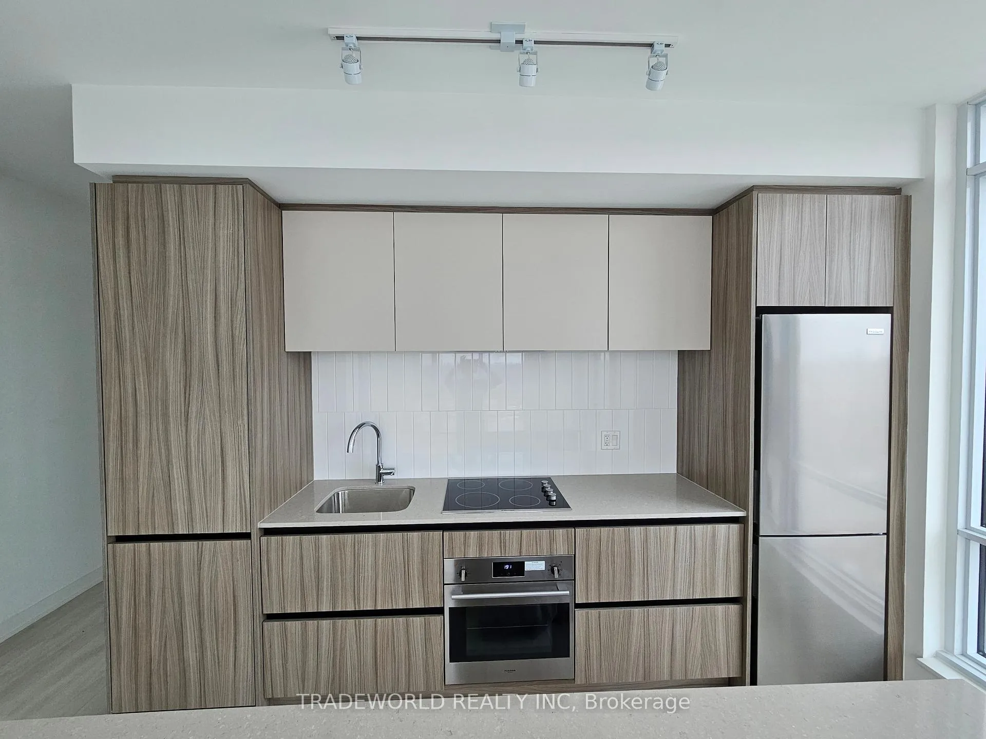 Photo 1 of Unit 604, 7950 Bathurst Street, Vaughan, Beverley Glen — HOMEH
